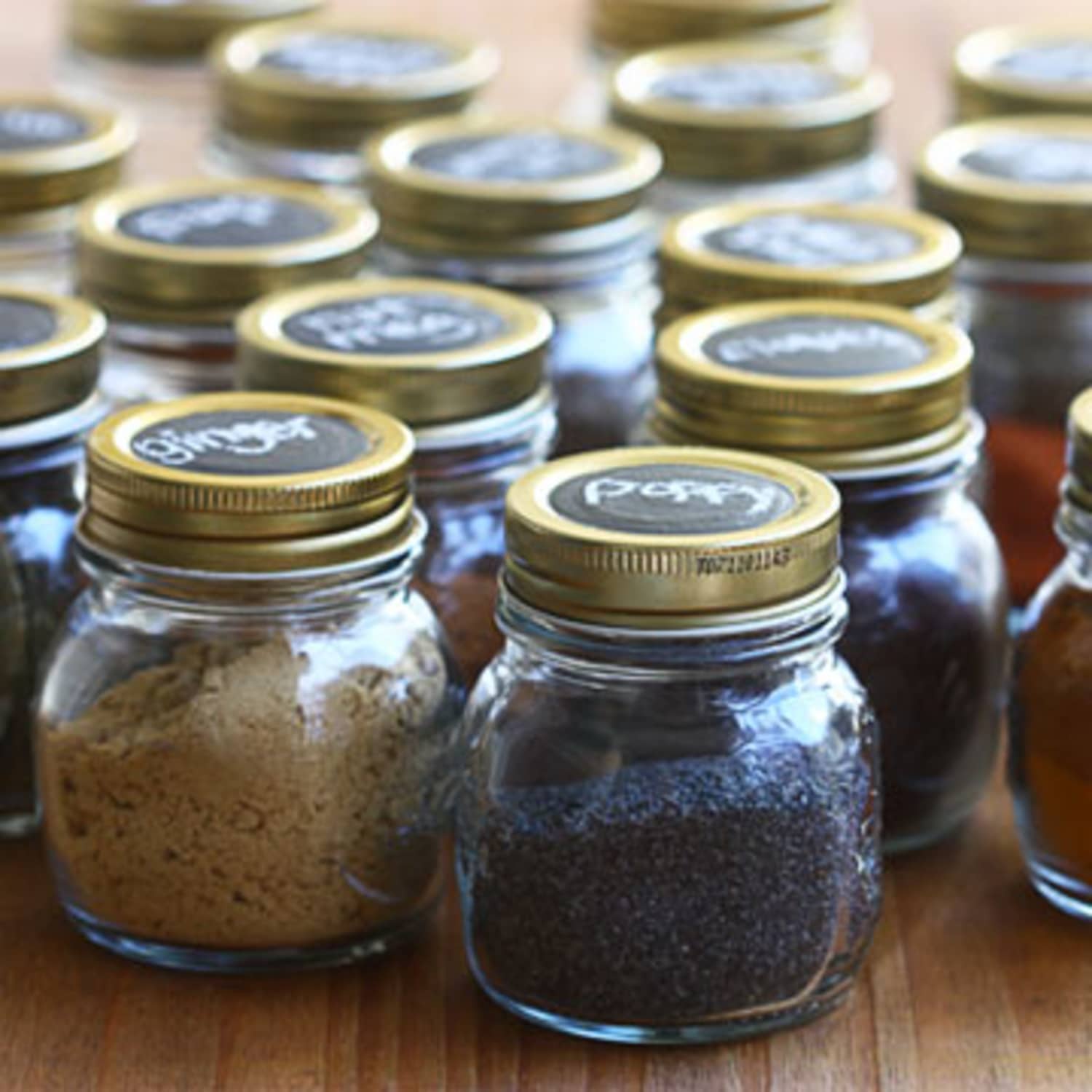 Mason jar spice 2025 containers