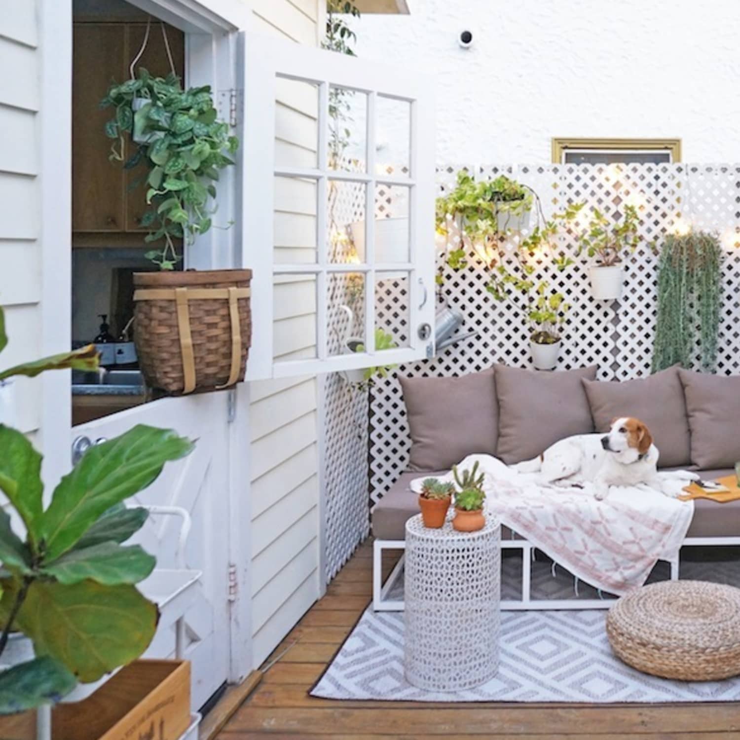 Apartment on sale patio set