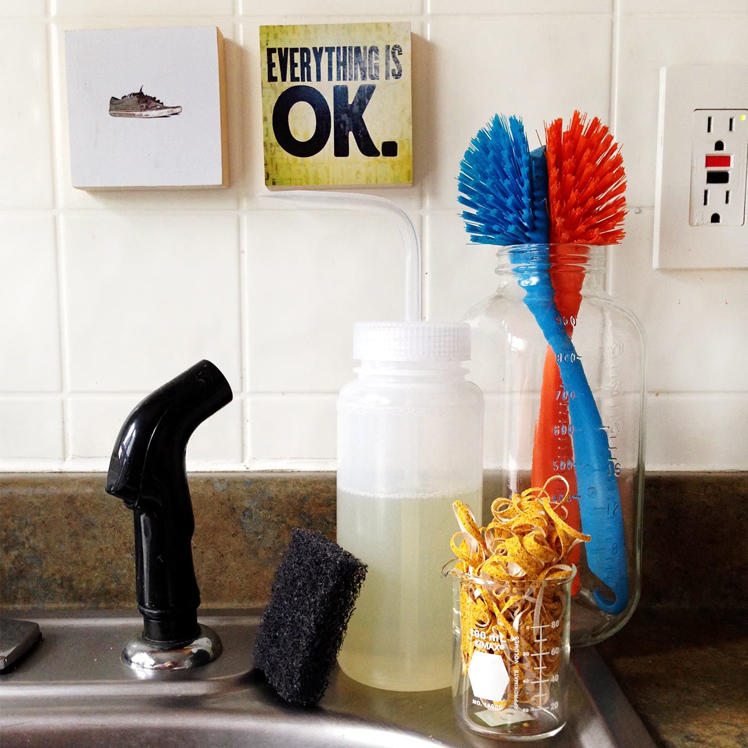 3 Pieces Kitchen Scrub Brush Long Handle Doublesided Sink Bathroom