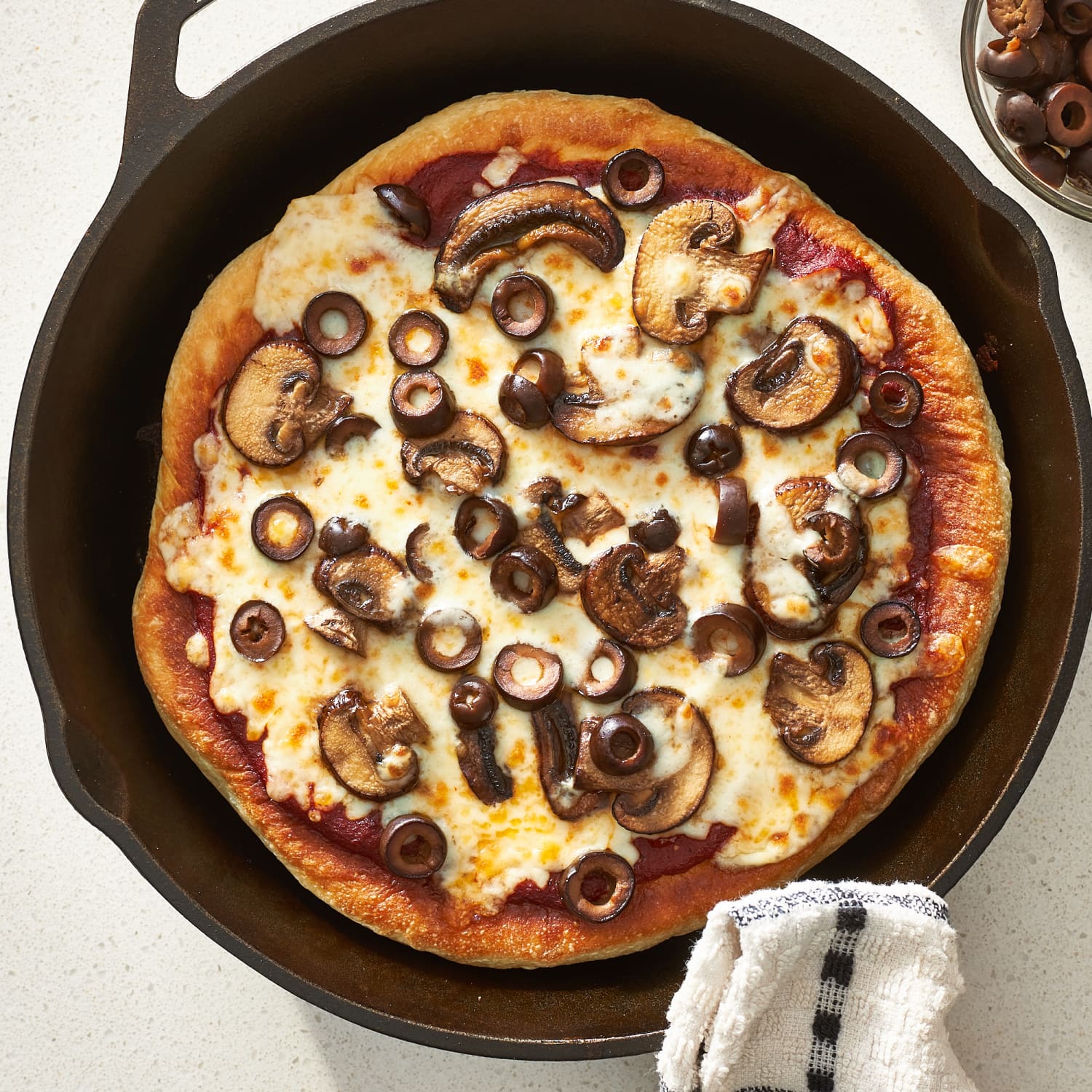 How To Make Stovetop Skillet Pizza