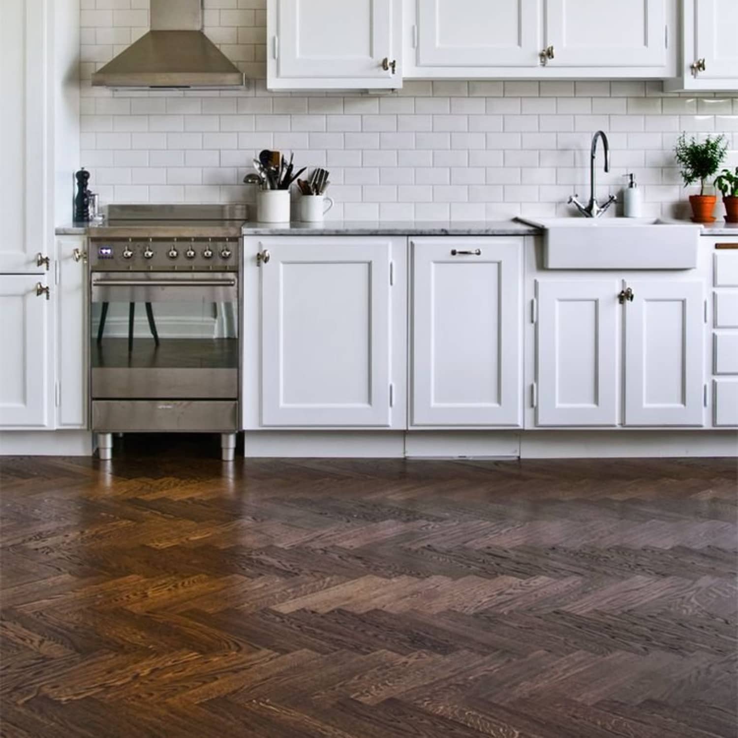 Herringbone Wood Floor Kitchen Flooring Guide By Cinvex