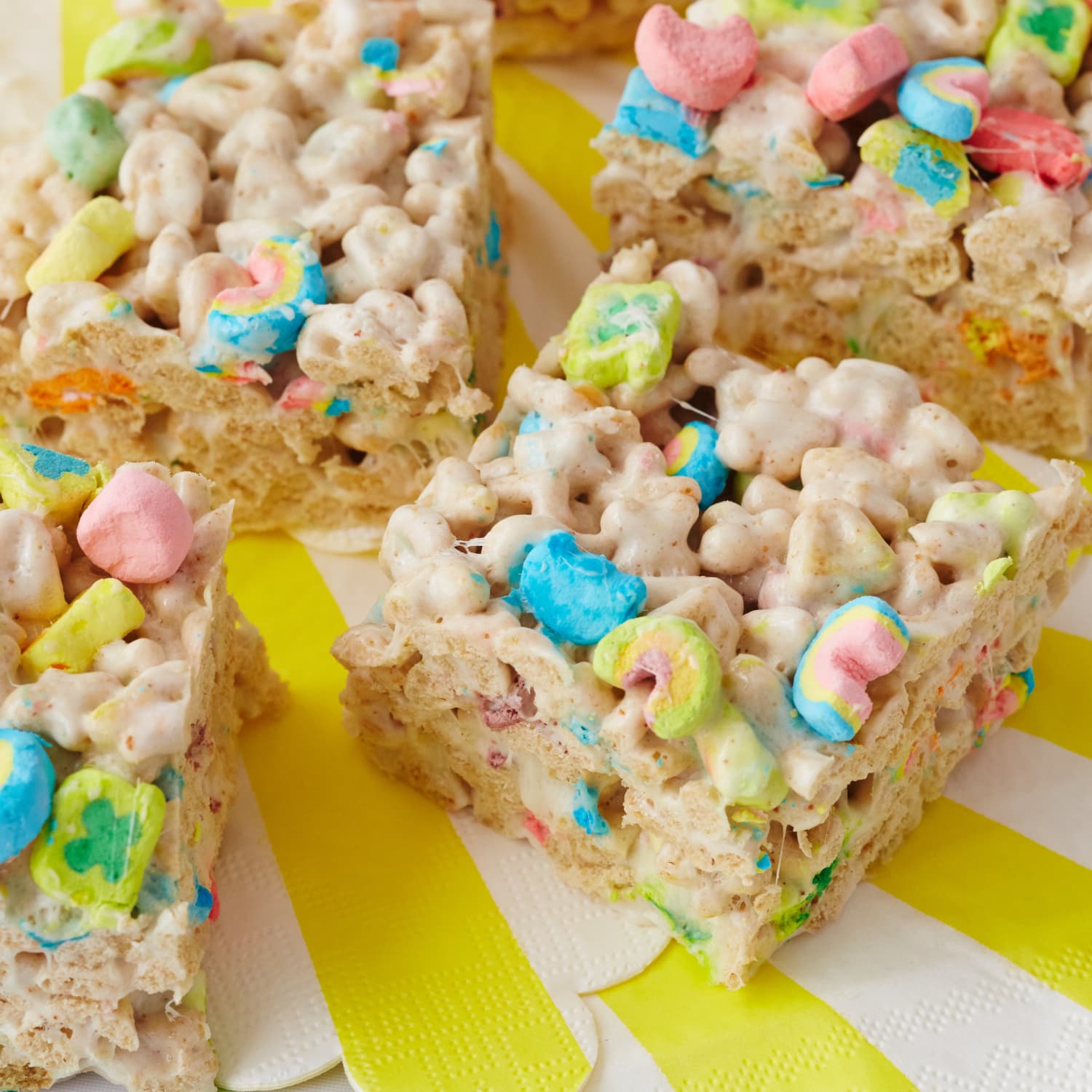 Lucky charms deals rice krispie treats