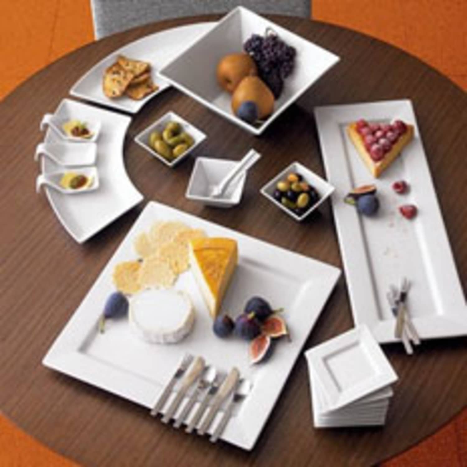 Square dishware outlet
