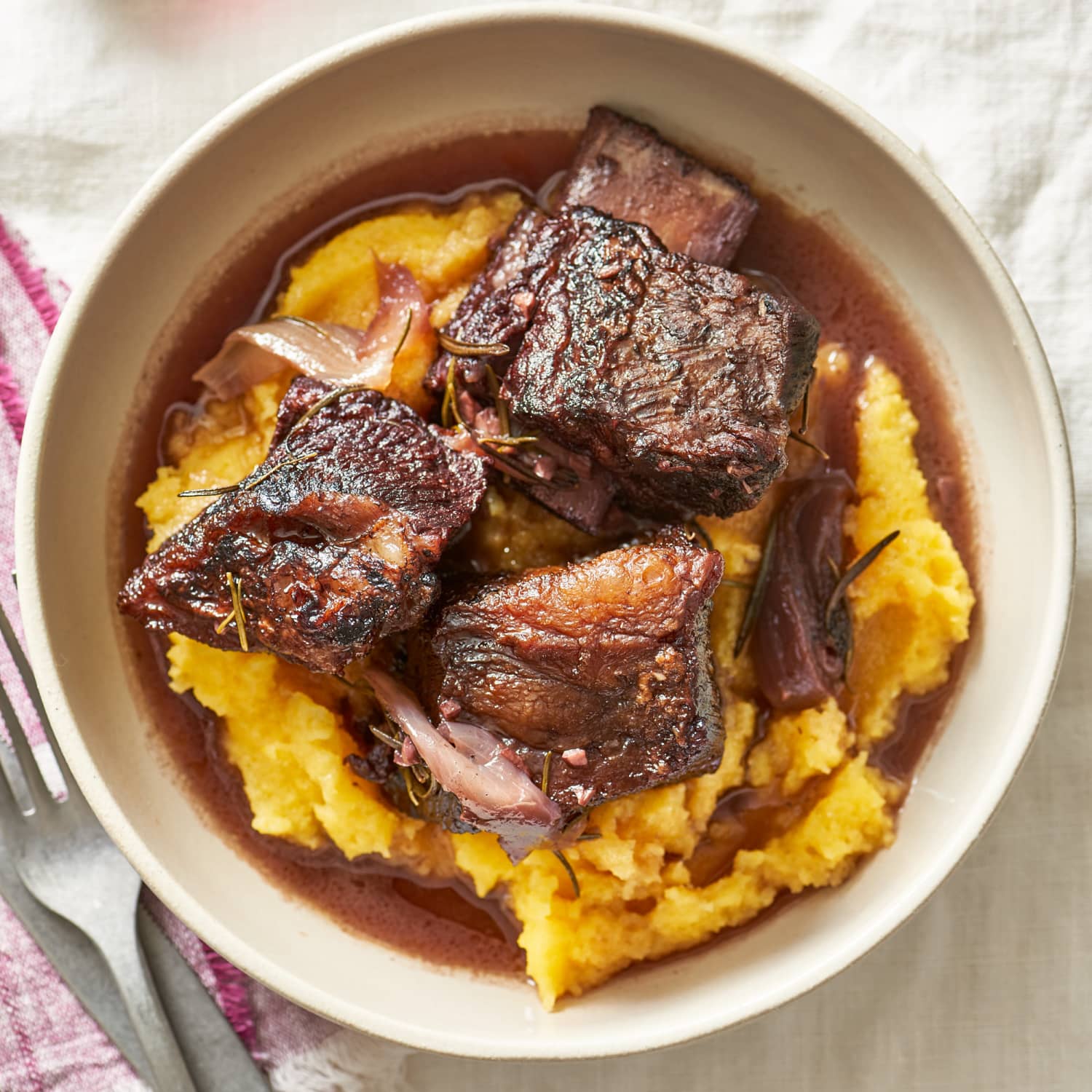 Can dogs eat cooked short rib bones outlet