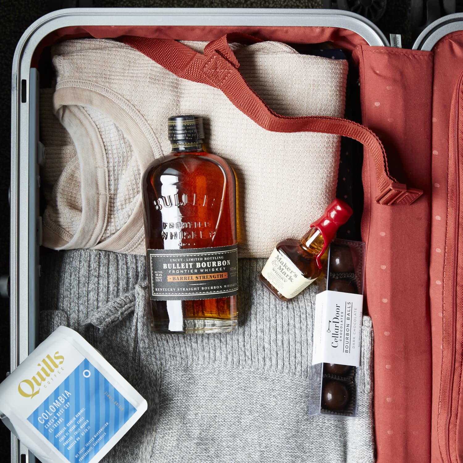 Can i pack drinks in my checked luggage top