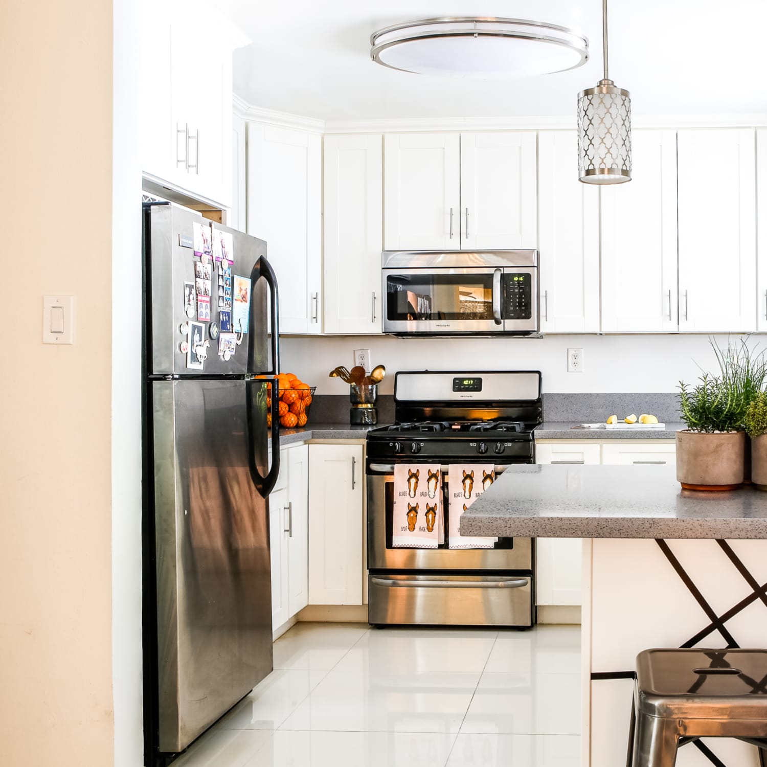 How To Decorate With Washi Tape Washi Tape Decor Apartment Therapy