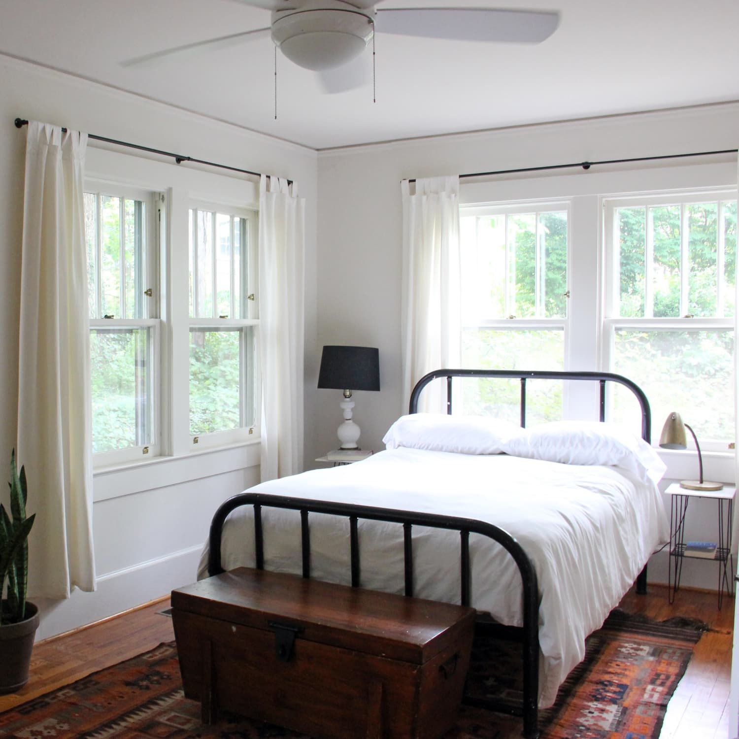 6 Easy Ways to Hang Curtains Without Drilling Into Walls | Apartment Therapy