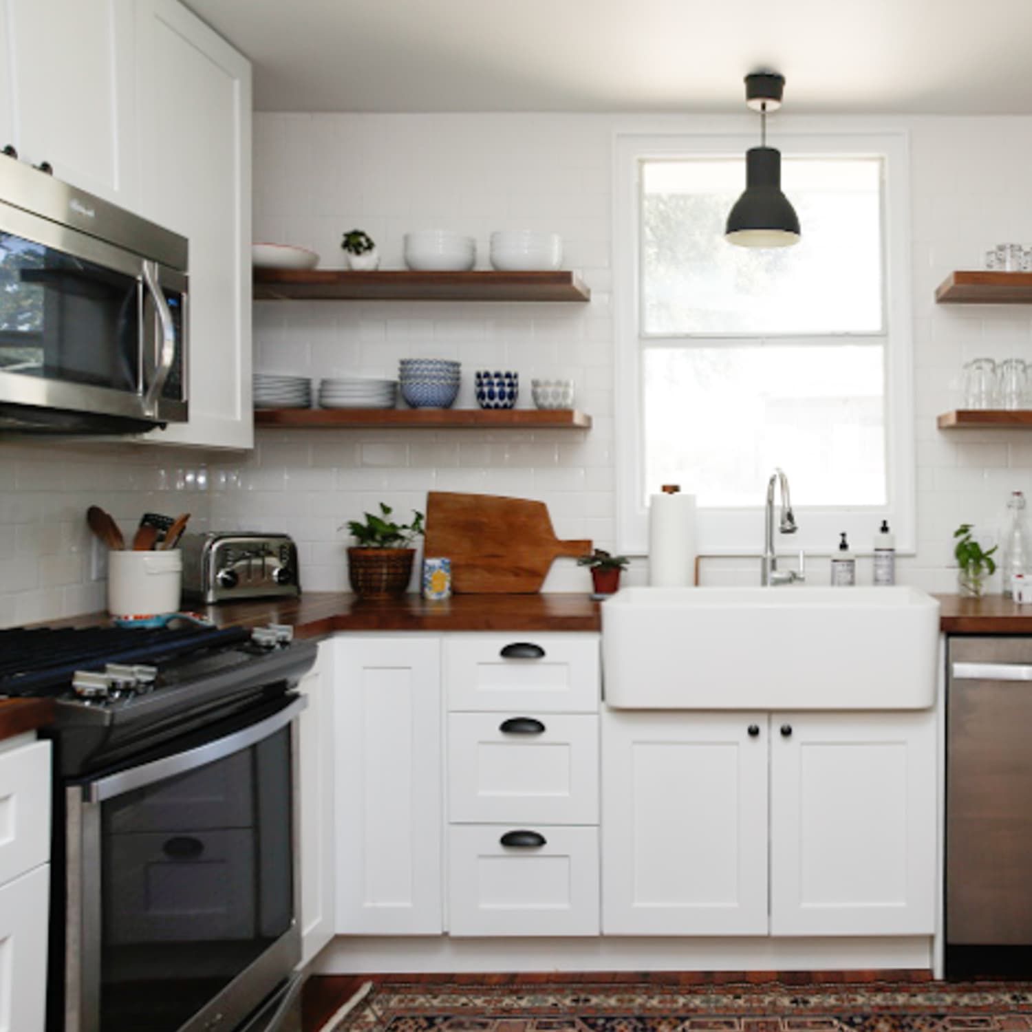 How To Make Your Own Window Cleaner | Kitchn