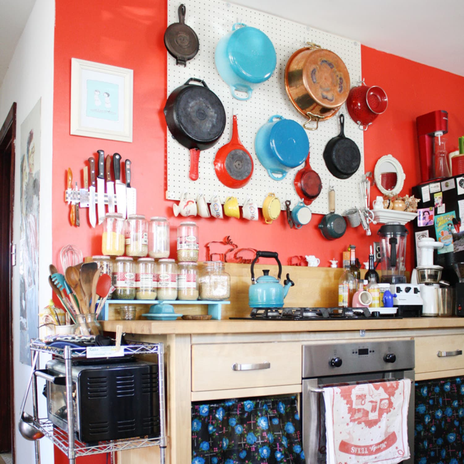Small Kitchen Ideas 8 Smart Storage Tricks Anyone Can Try Apartment Therapy