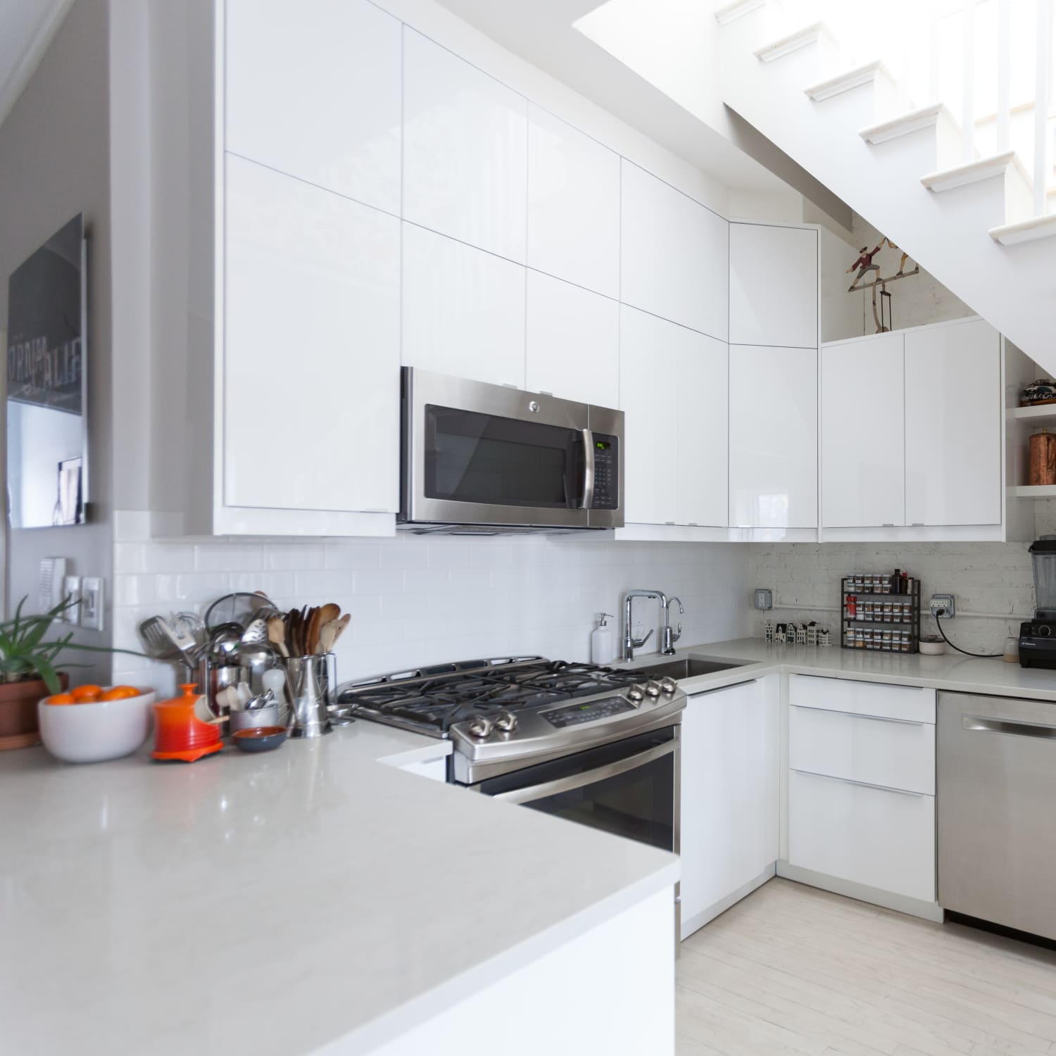 10 Corner Kitchen Cabinet Ideas How To Use Kitchen Corners
