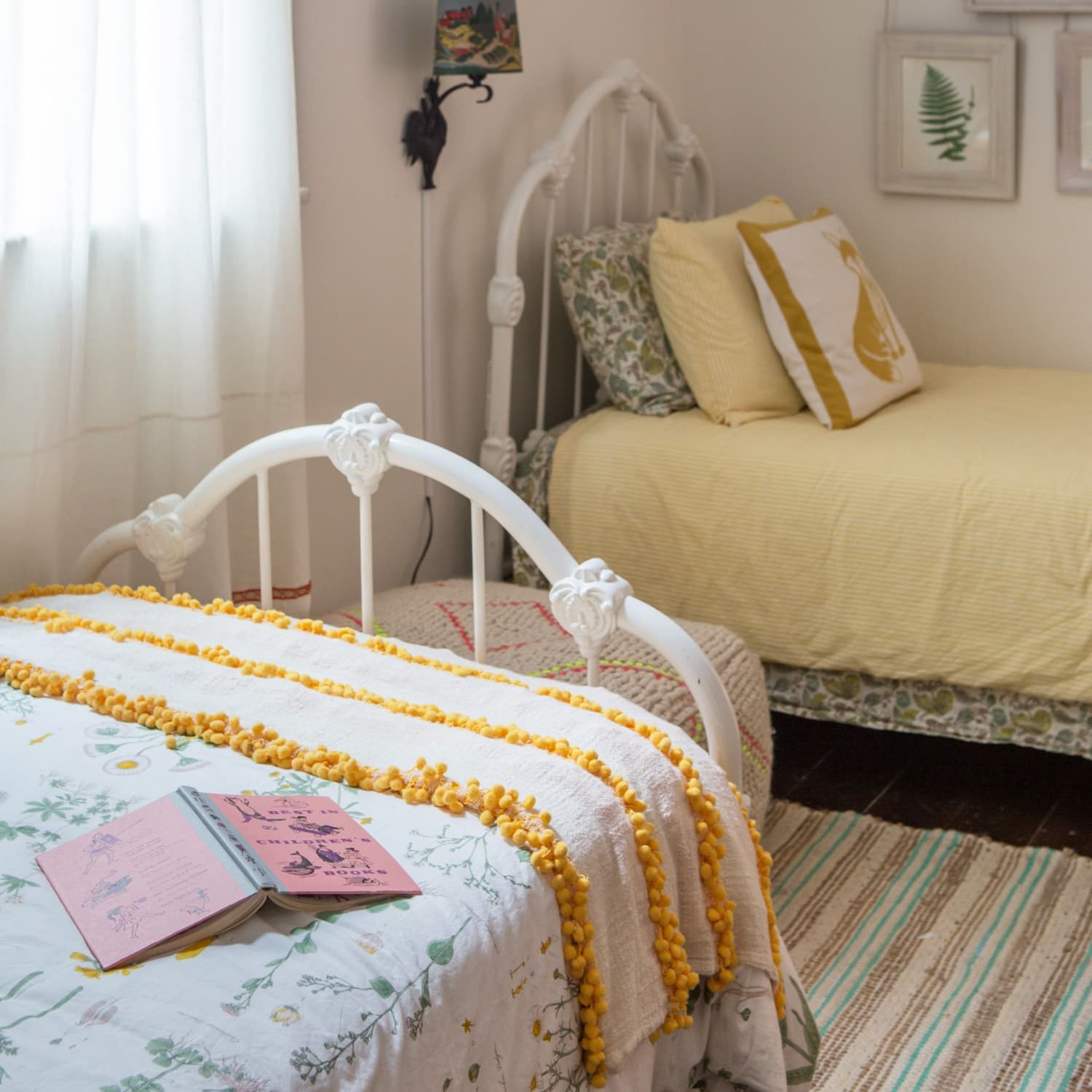 Design Ideas Rooms With Two Twin Beds Apartment Therapy