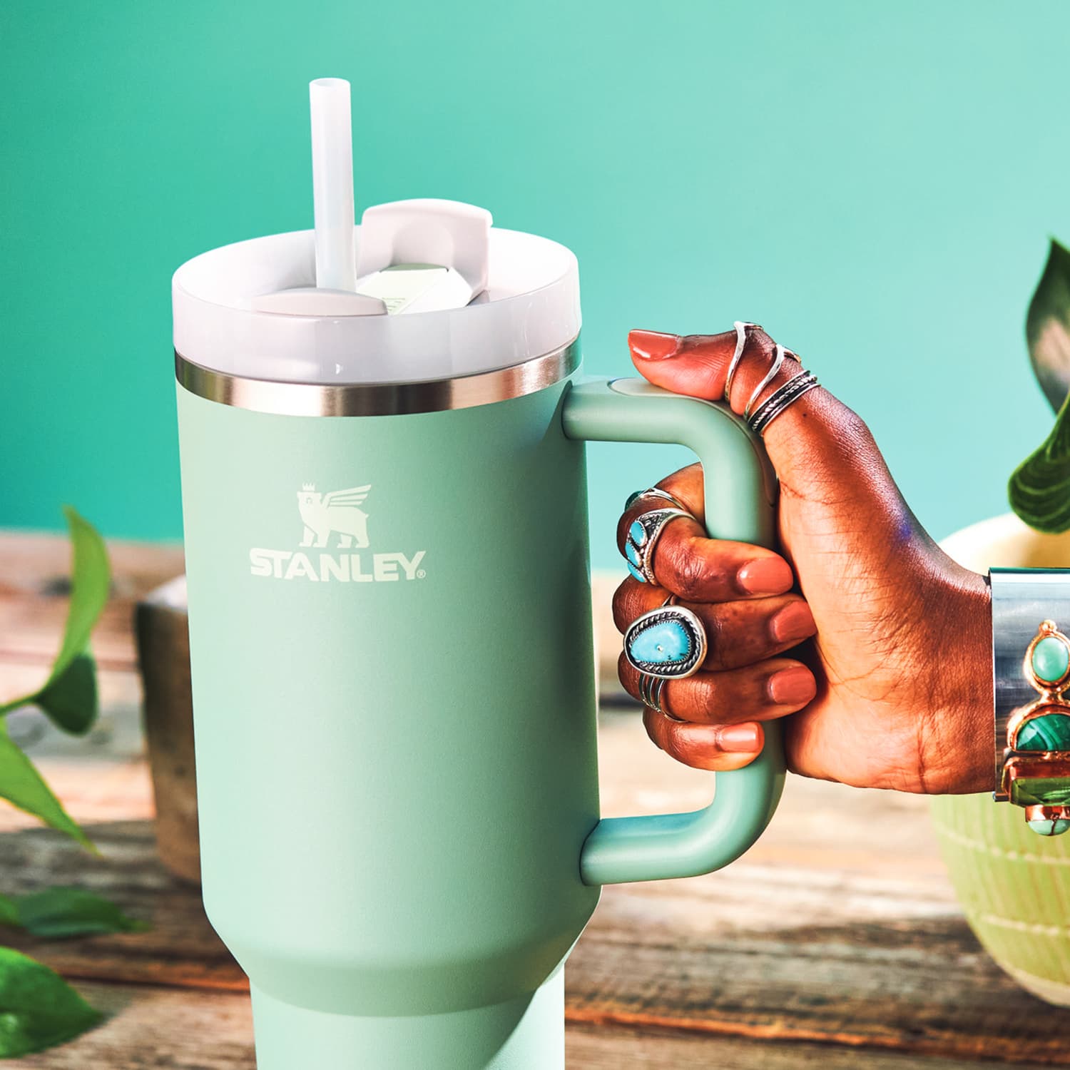 Where to Buy Stanley Tumbler 2023 - How to Shop | The Kitchn
