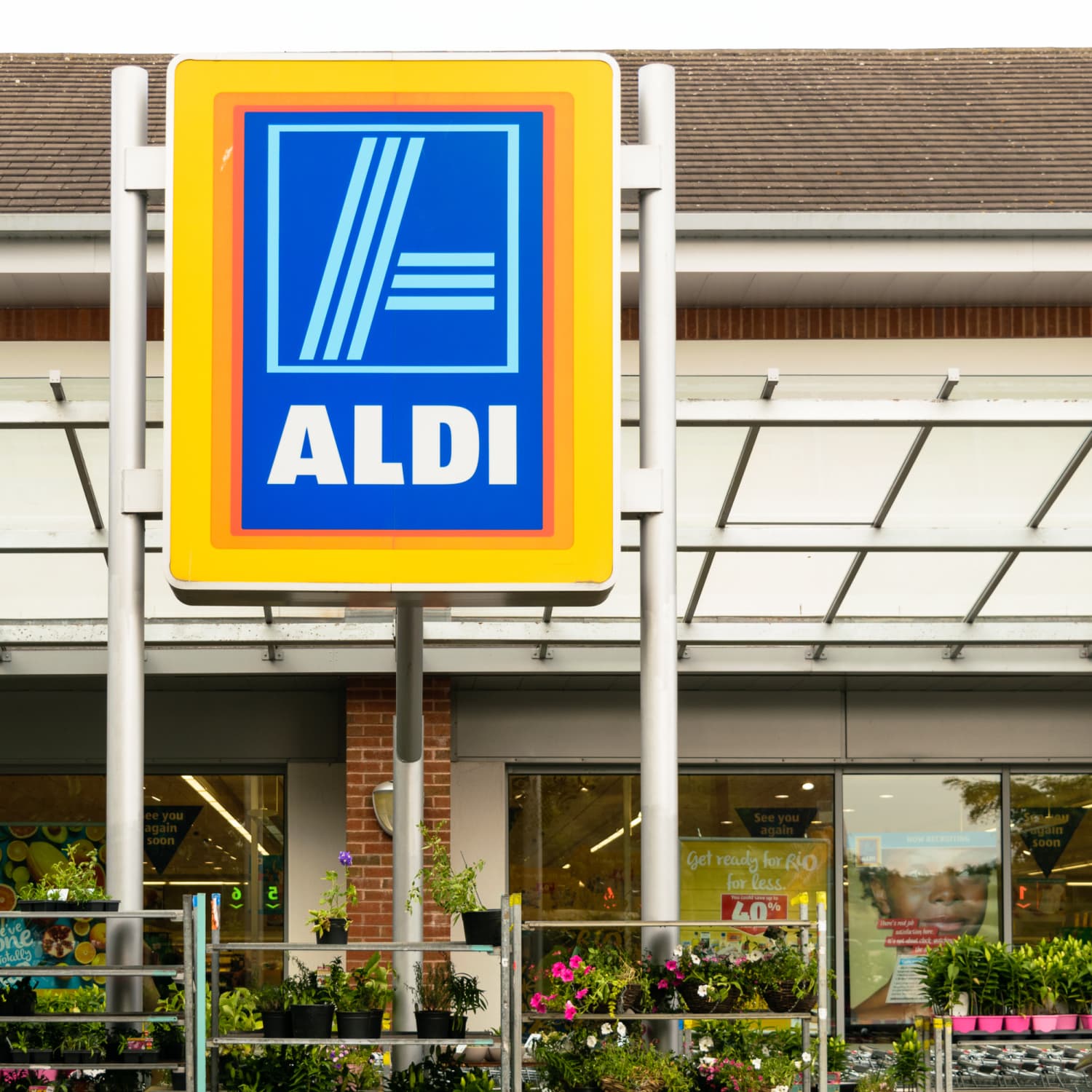 Aldi Sells Pods That Help You Save Fruits And Veggies