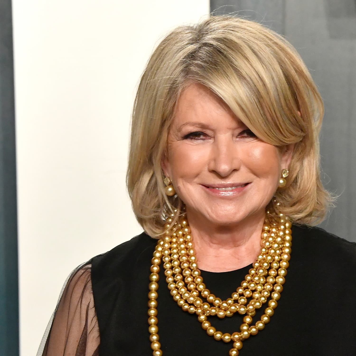 Martha Stewart organizes her pantry on Instagram | Apartment ...