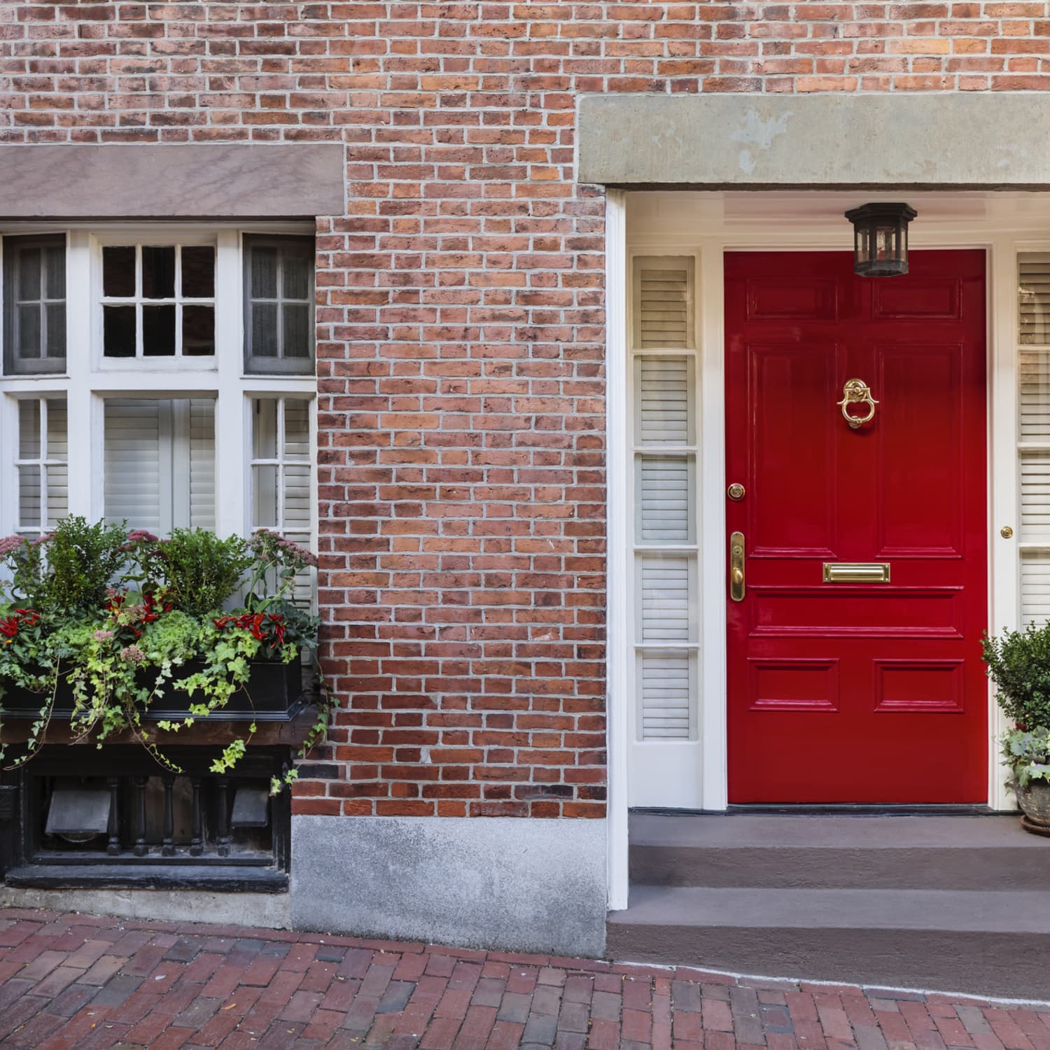 What's Red Door's Meaning? Symbolism Red-Door Houses Apartment Therapy