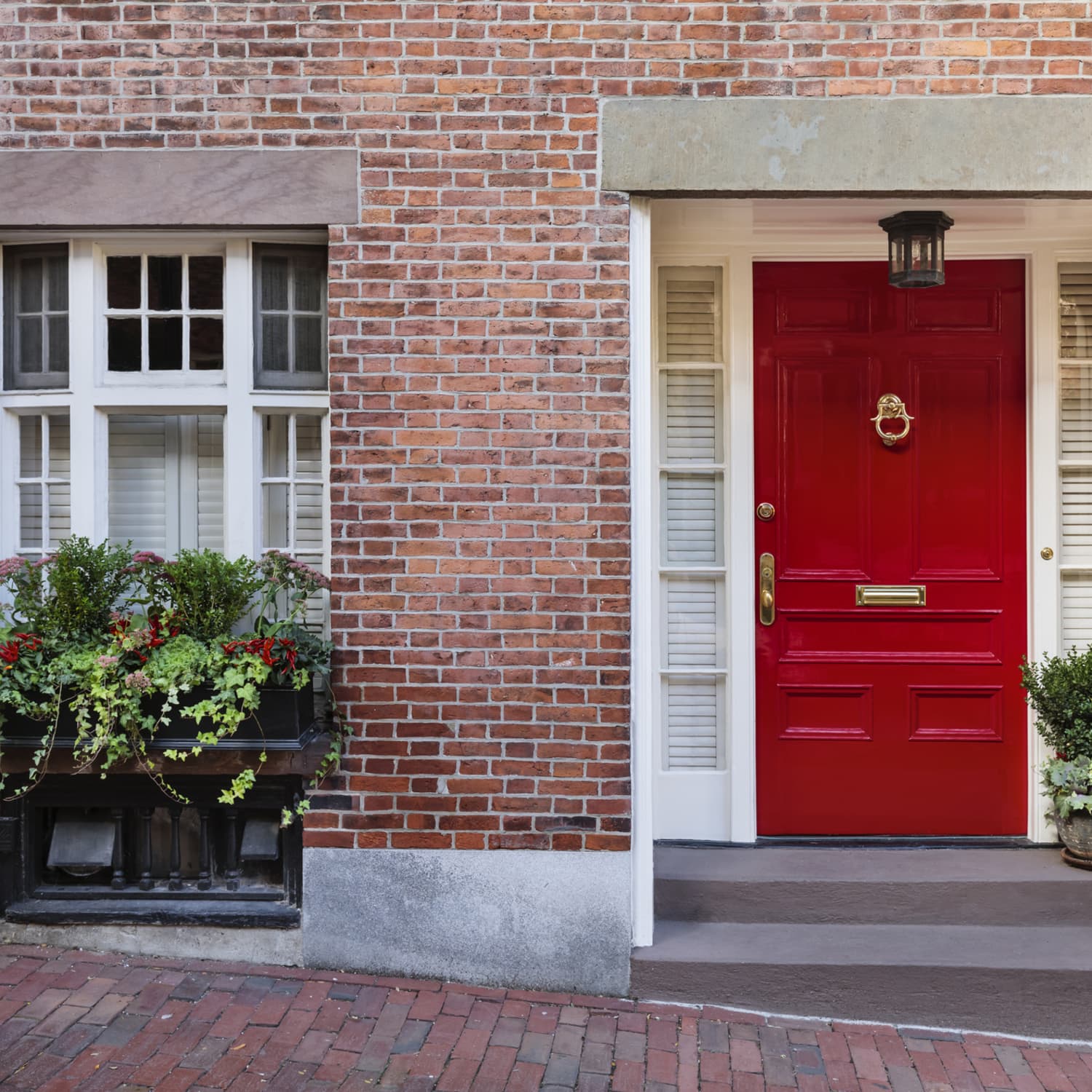 What Does A Red Front Door Mean Symbolism Of Red Door Houses