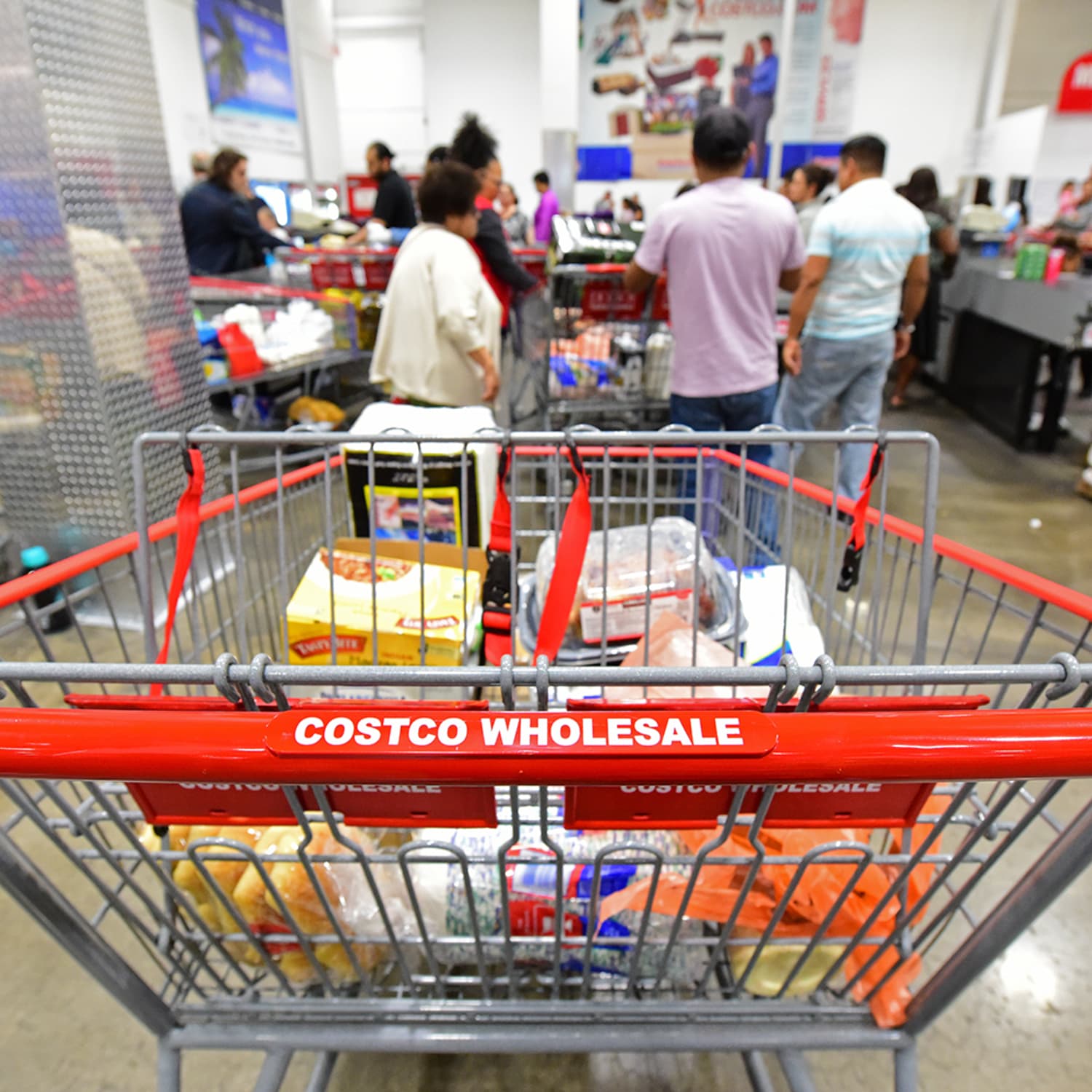 Supermarket trolley hack that allows people to unlock cart with no