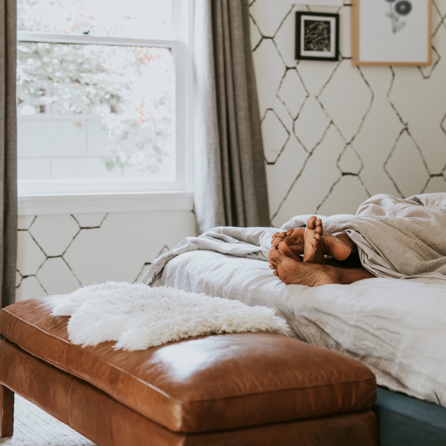 We Tried the Emma CliMax Hybrid Mattress for Plus-Size Couples | Apartment  Therapy