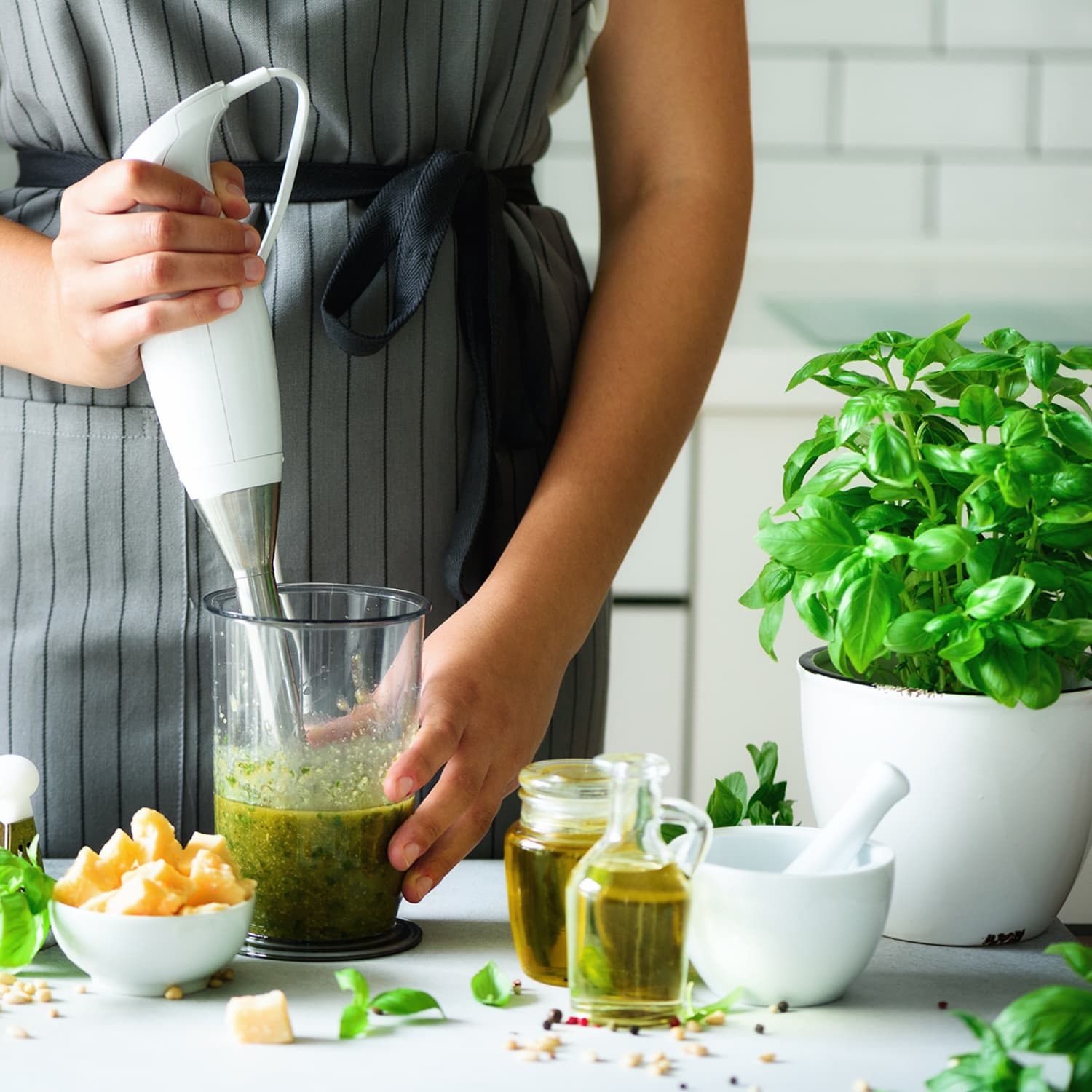 14 Ways To Use An Immersion Blender In The Kitchen