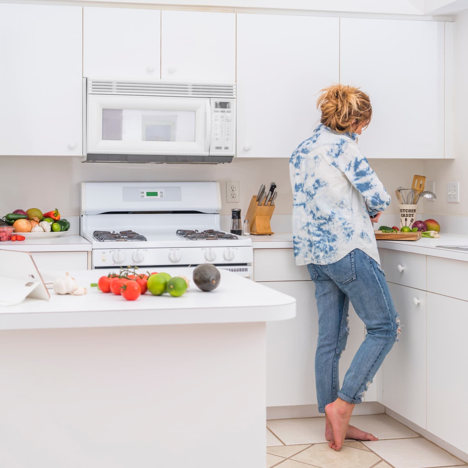 Type of soled shoes top in kitchen