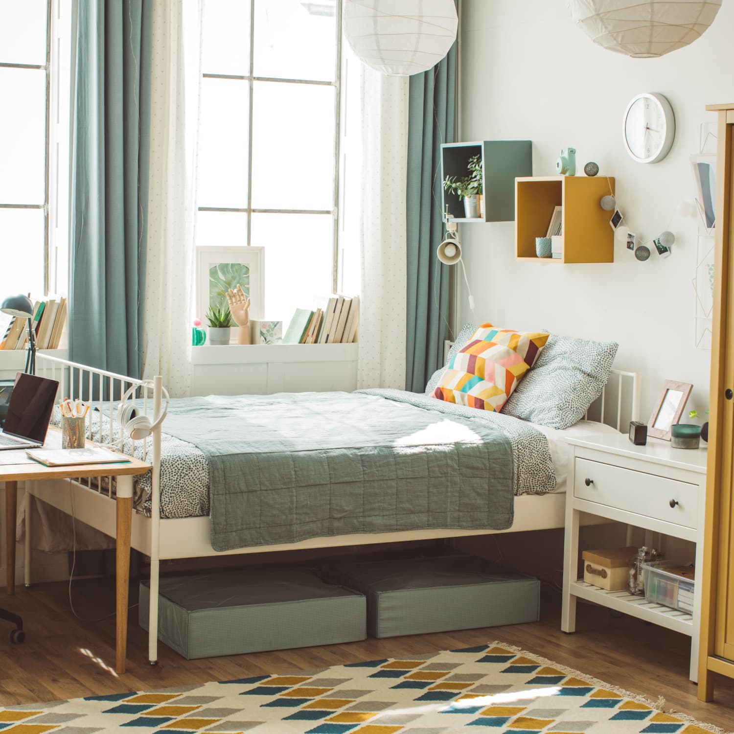 Bedroom with on sale two desks