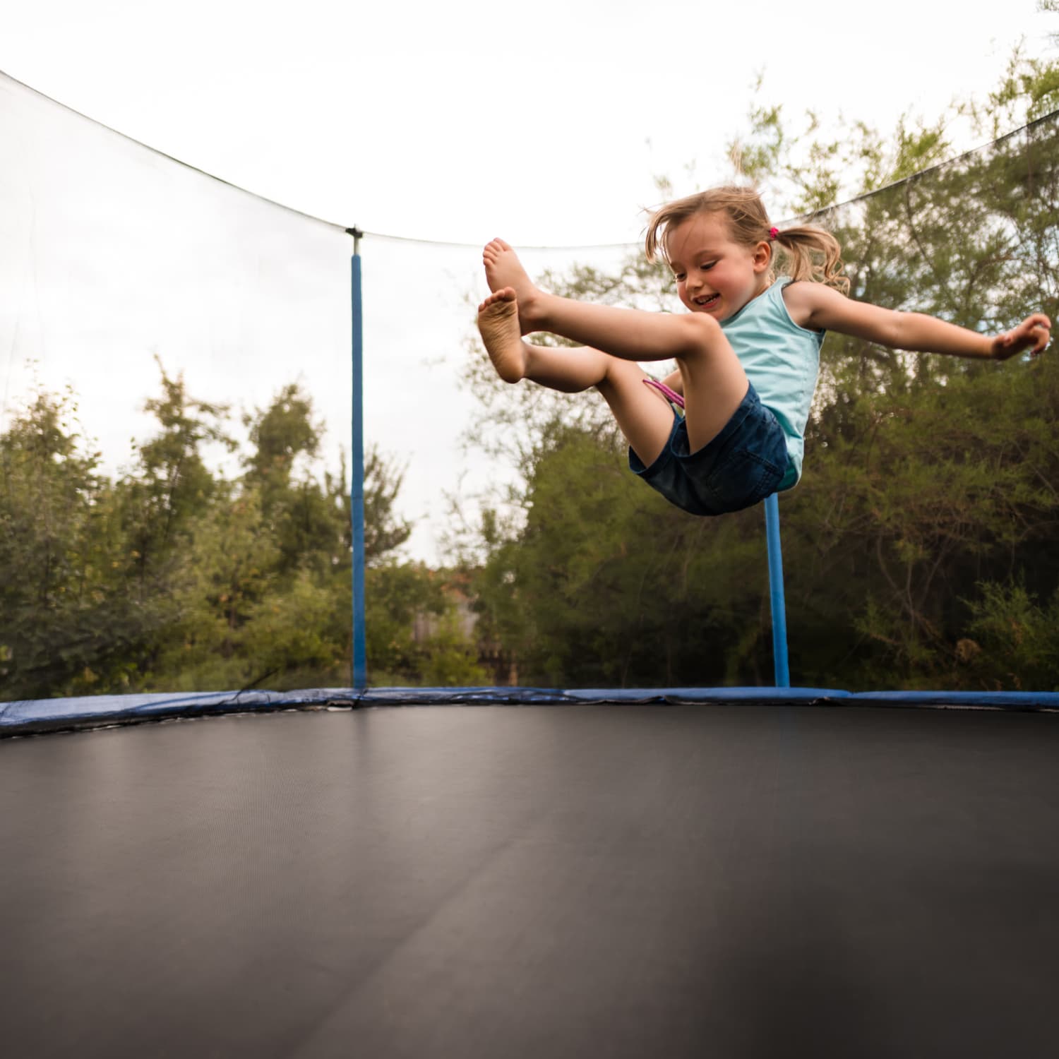 Little Tikes 3 Foot Trampoline Review 2023 Cubby