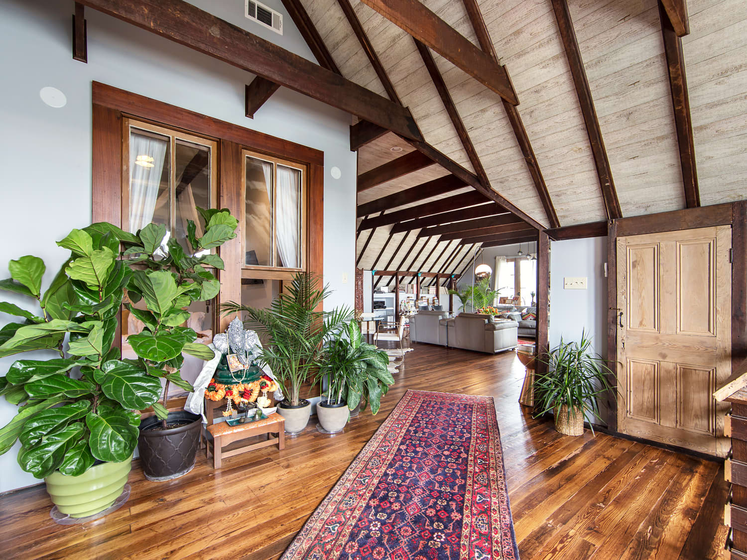 How To Clean Floors Including Carpet With Vinegar Apartment Therapy