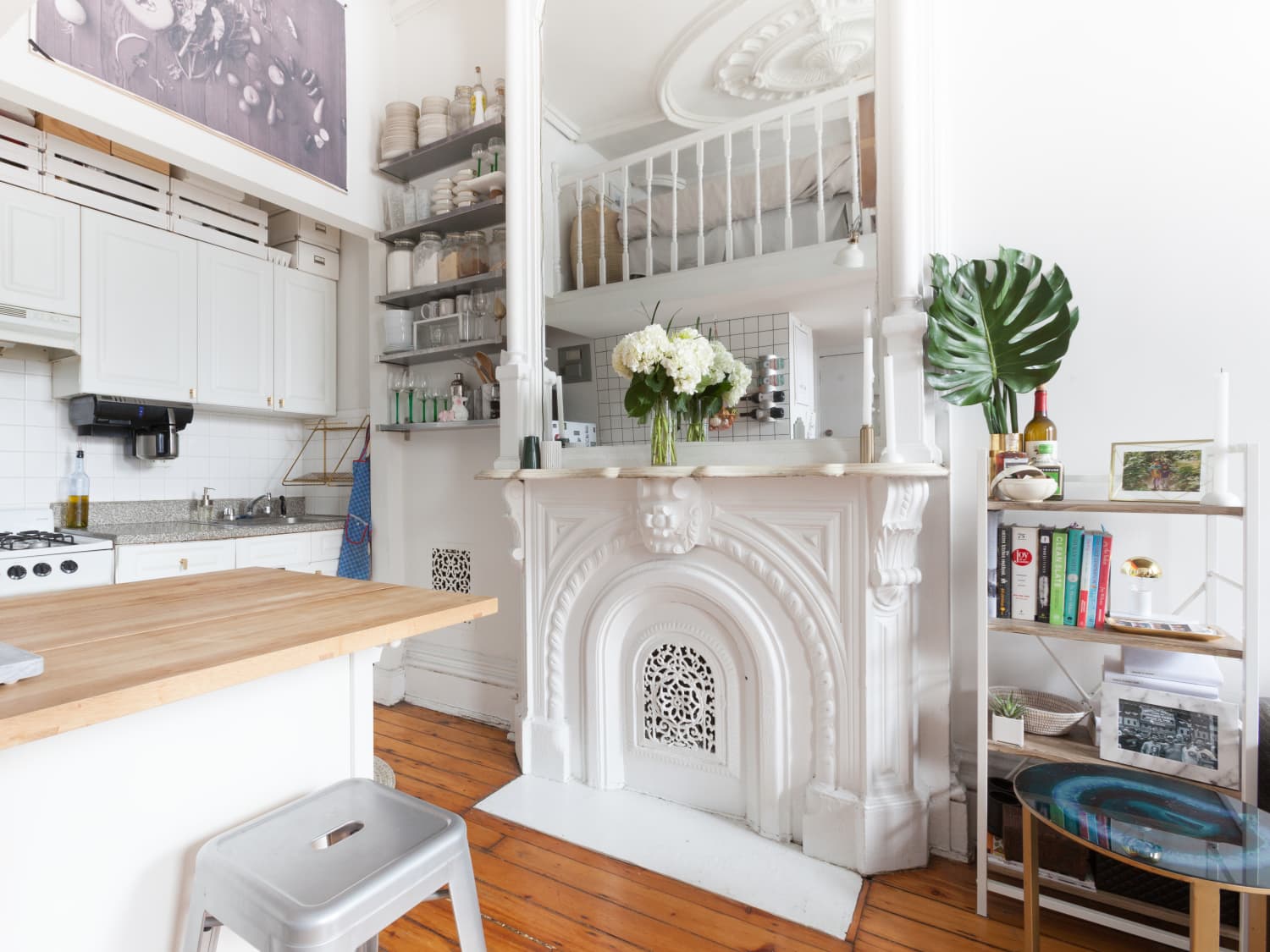 What Is Considered A Small Apartment Apartment Therapy
