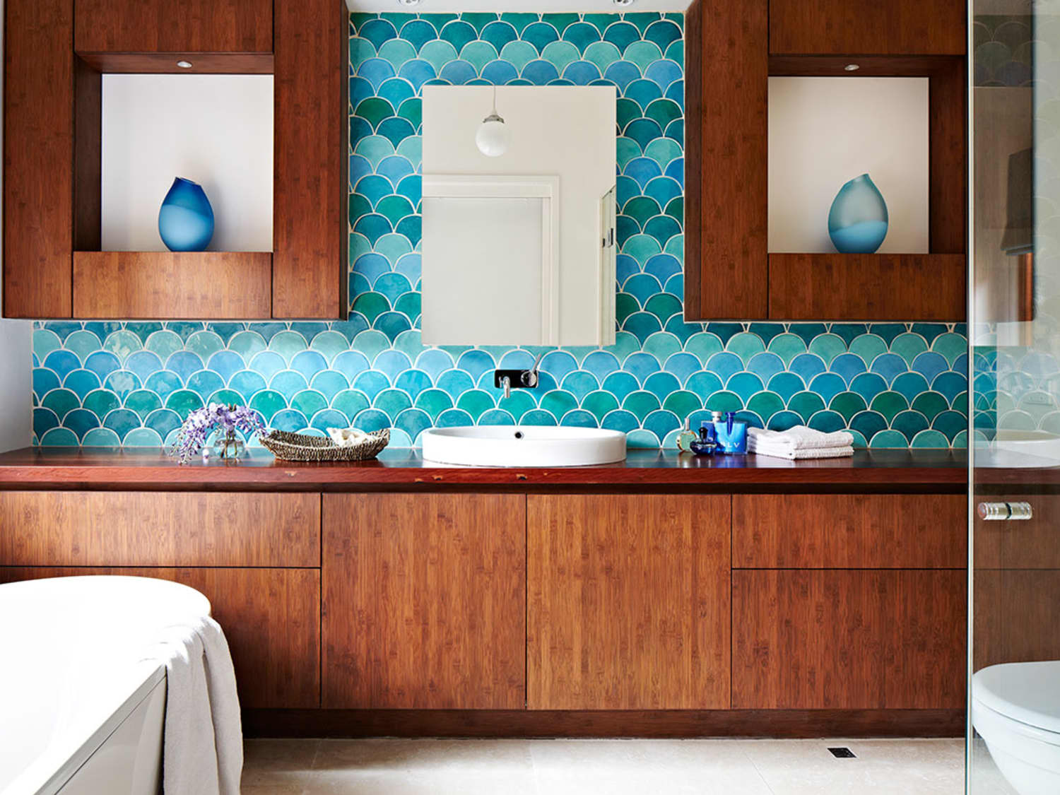 Totally On Trend Fabulous Fish Scale Tiles For The Bath Kitchen