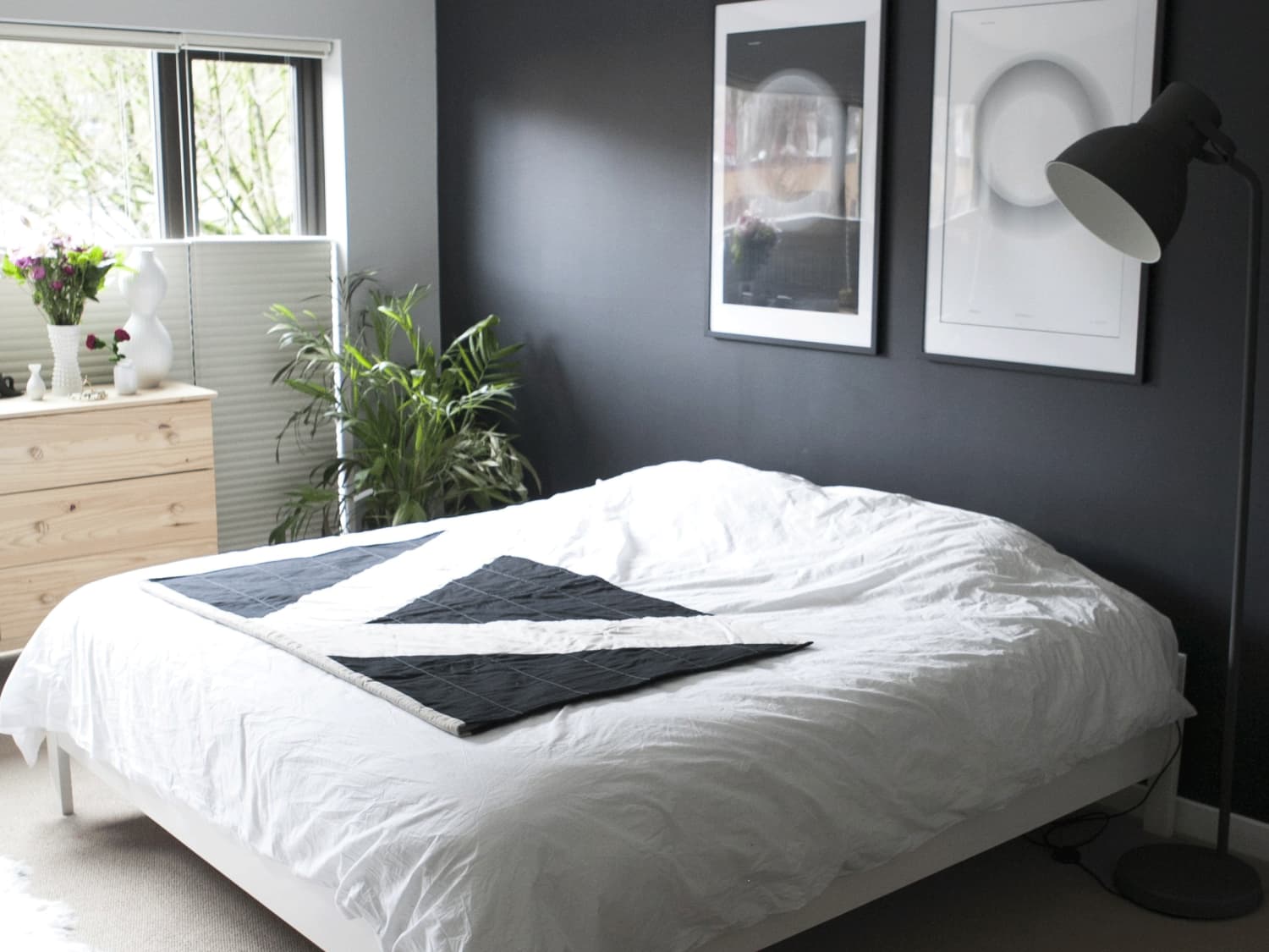 40+ Best Black Room Ideas - How to Use Black Paint in Decorating |  Apartment Therapy