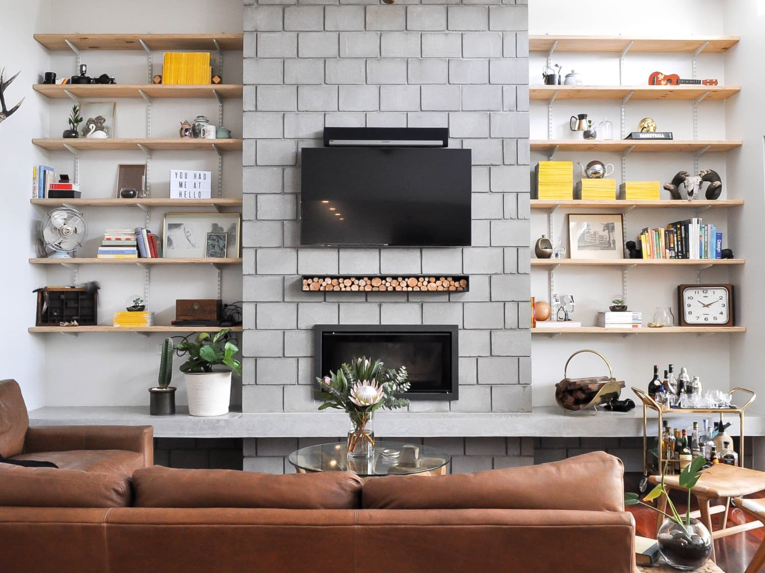 Tips For Hanging A Flat Screen Tv Over A Fireplace Apartment Therapy