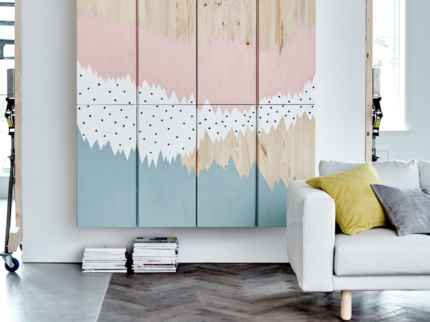 laten we het doen Schots verkoopplan IKEA Art Hack Ideas for Large Blank Walls | Apartment Therapy