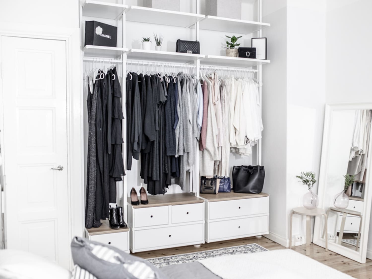 Ikea Closets To Create A Custom Closet Look Apartment Therapy