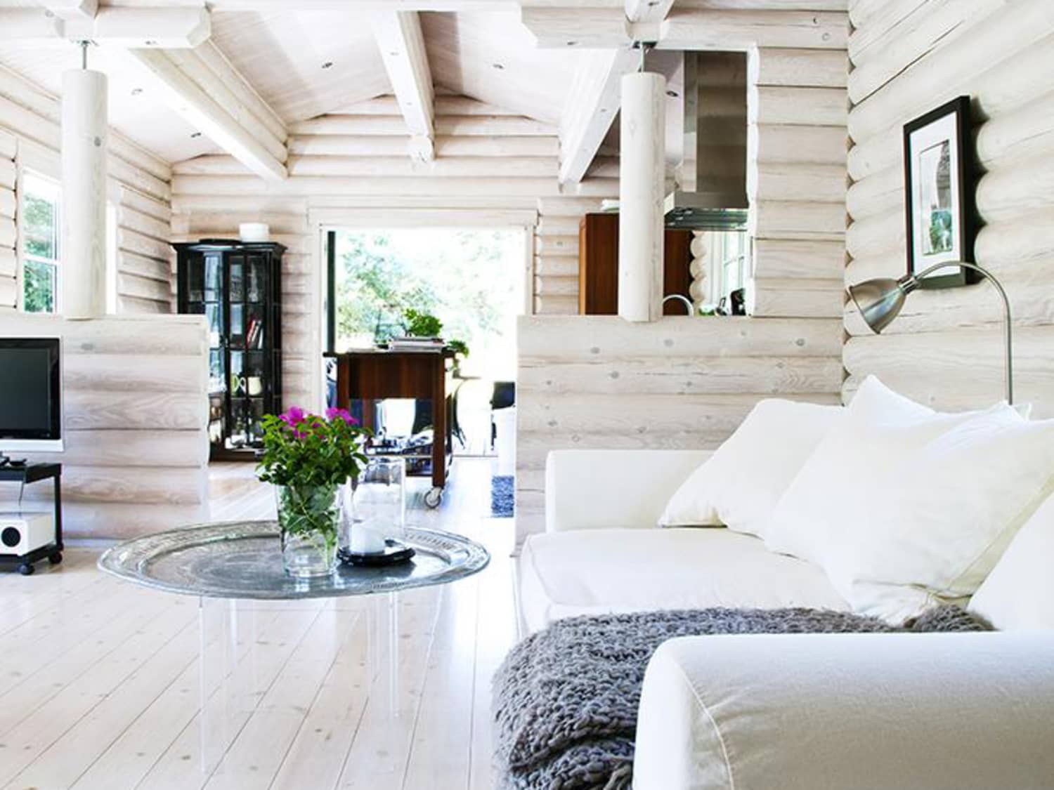 Cozy Modern Cabins   Apartment Therapy