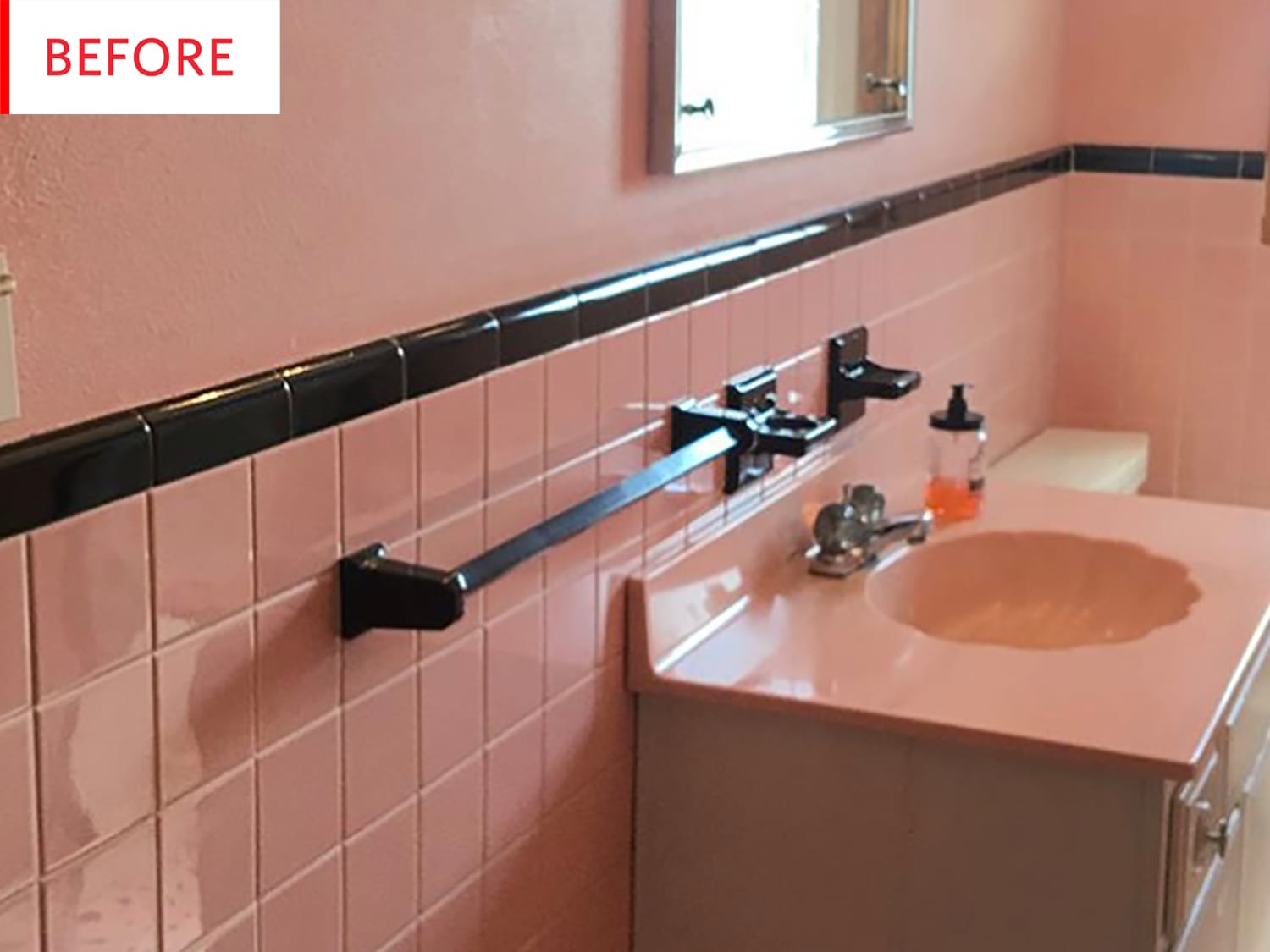 Bathroom Remodel Under 1000 Dollars - Before and After | Apartment Therapy, image size:1500x1125