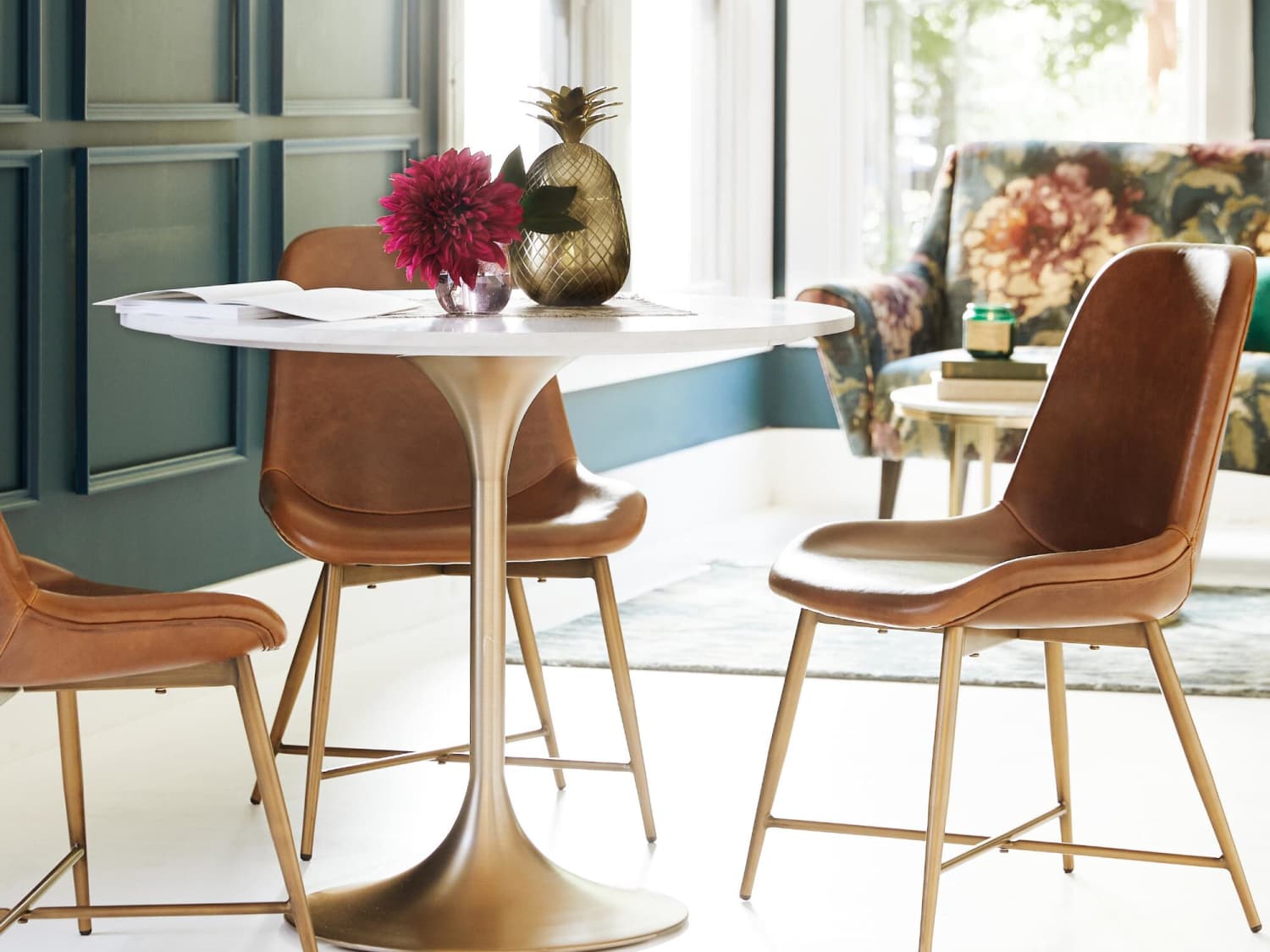 Here S What To Snag From World Market S Multiple Sales Apartment