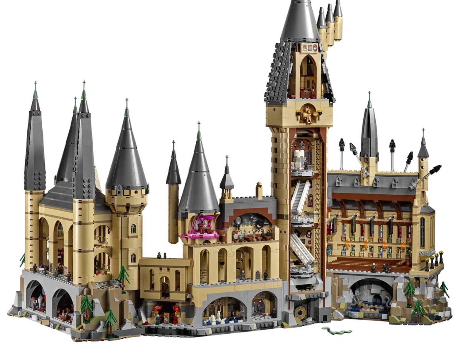The Woman Who Built the Lego Hogwarts Just Made a 200,000-Piece