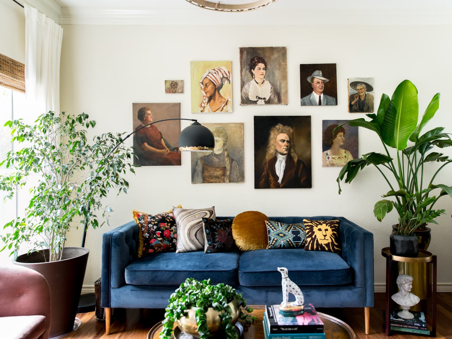 How To Decorate With Oil Portraits Apartment Therapy Oil painting instructions for creating a monochromatic tonal value study. how to decorate with oil portraits