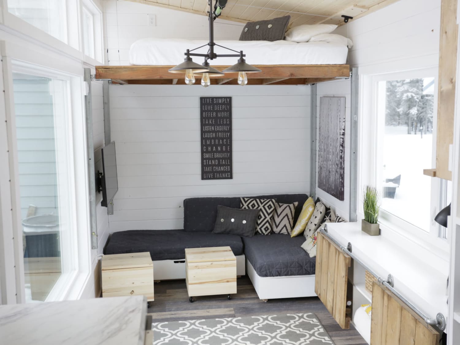 A Tiny House With A Unique Clever Bedroom Solution Apartment Therapy