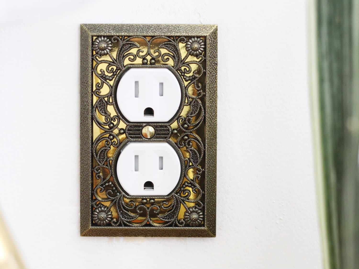 Double T Slot Receptacle