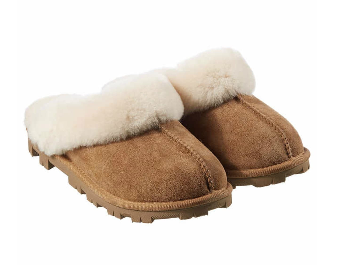 Costco Shoppers Love These $20 Slippers That Are A UGG Dupe