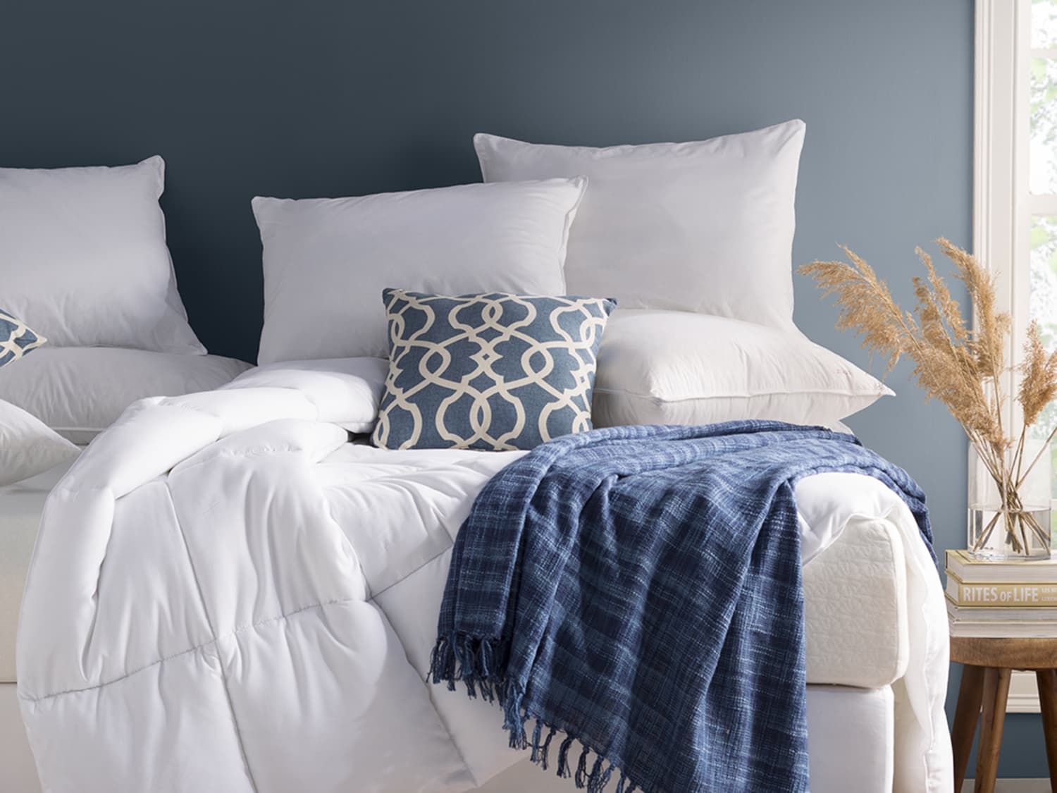 Utopia Bedding All Season Down Alternative Quilted Comforter King