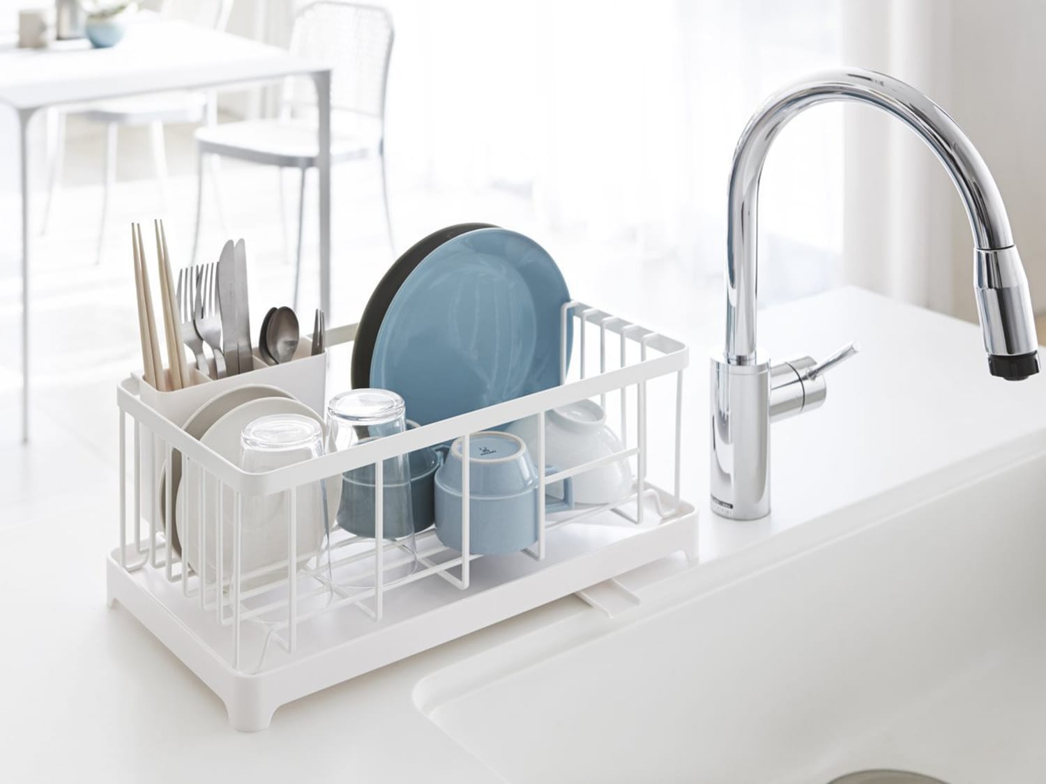 Top 10 Well-Designed Dish Racks for Small Kitchens | Apartment Therapy