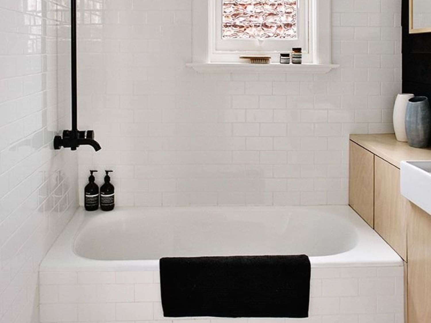 7 Small Bathroom Remodel Ideas Renovation Pictures Of Small Bathrooms Apartment Therapy
