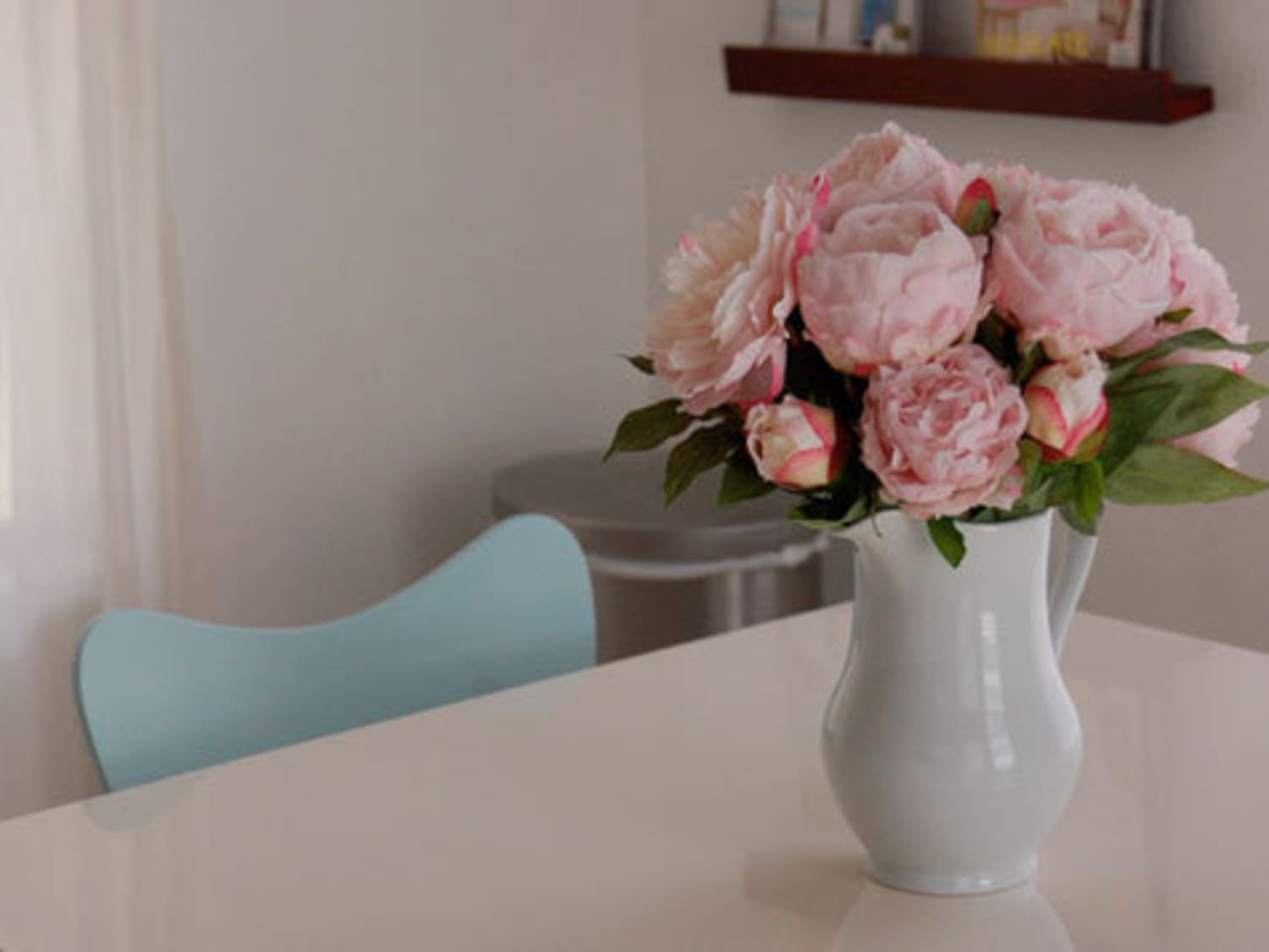 How to Make Fake Flower Arrangements as Pretty as the Real Thing