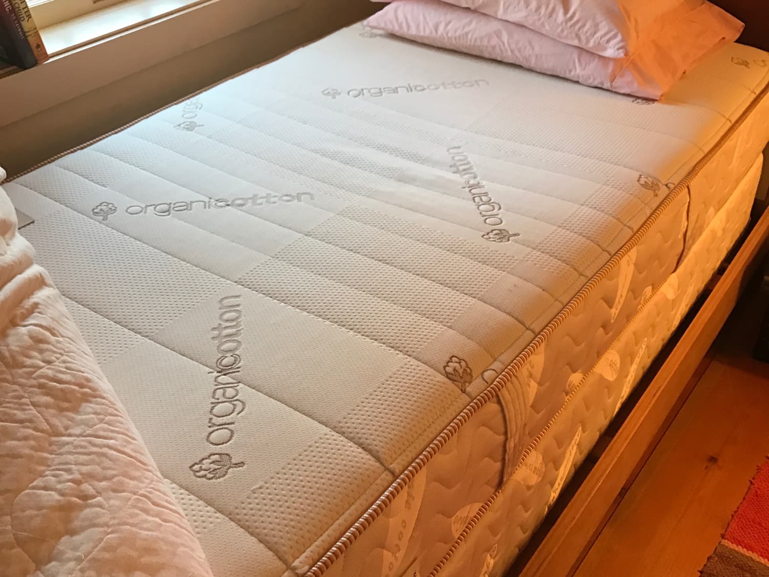 Review Zenhaven Natural Latex Mattress Apartment Therapy