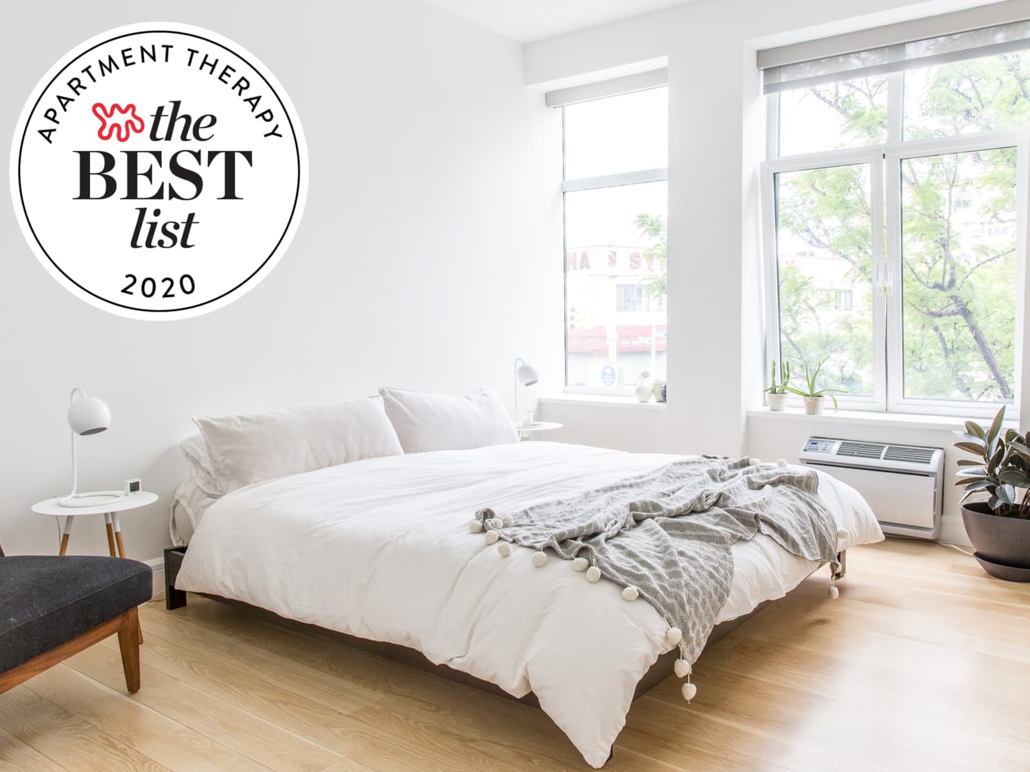 The Best Comforters 2020 Lightweight Down Alternative Down Apartment Therapy