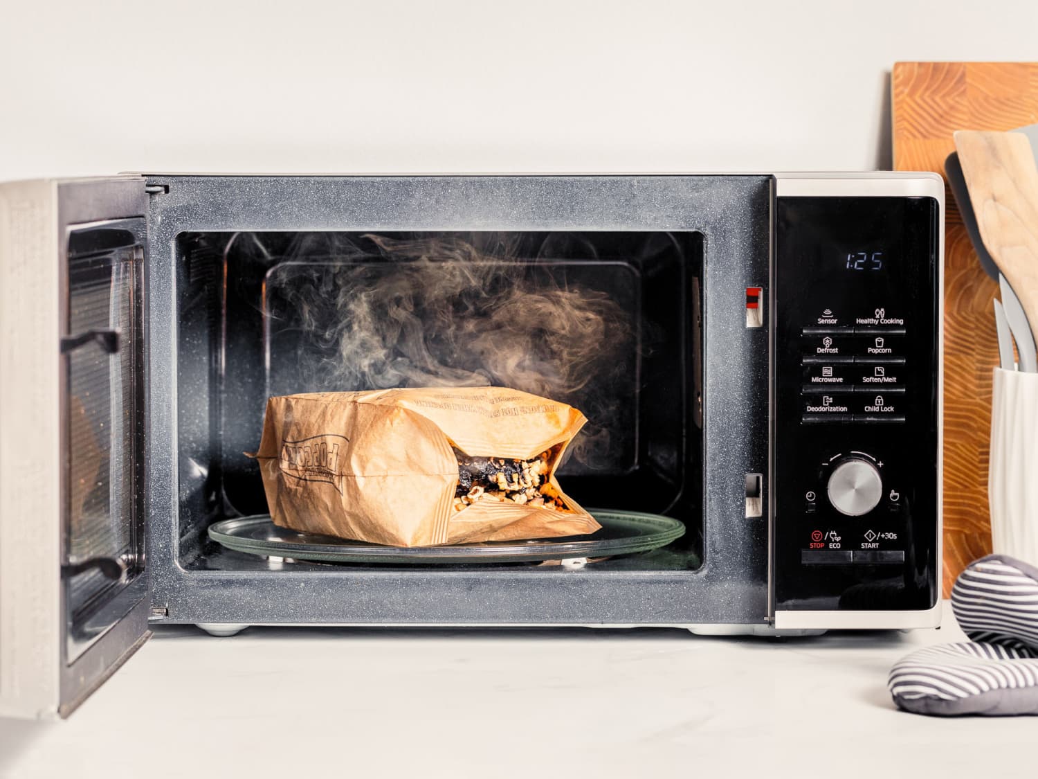 How to Get Rid Burnt Smell in a Microwave: Step by Step with Pictures | Apartment Therapy