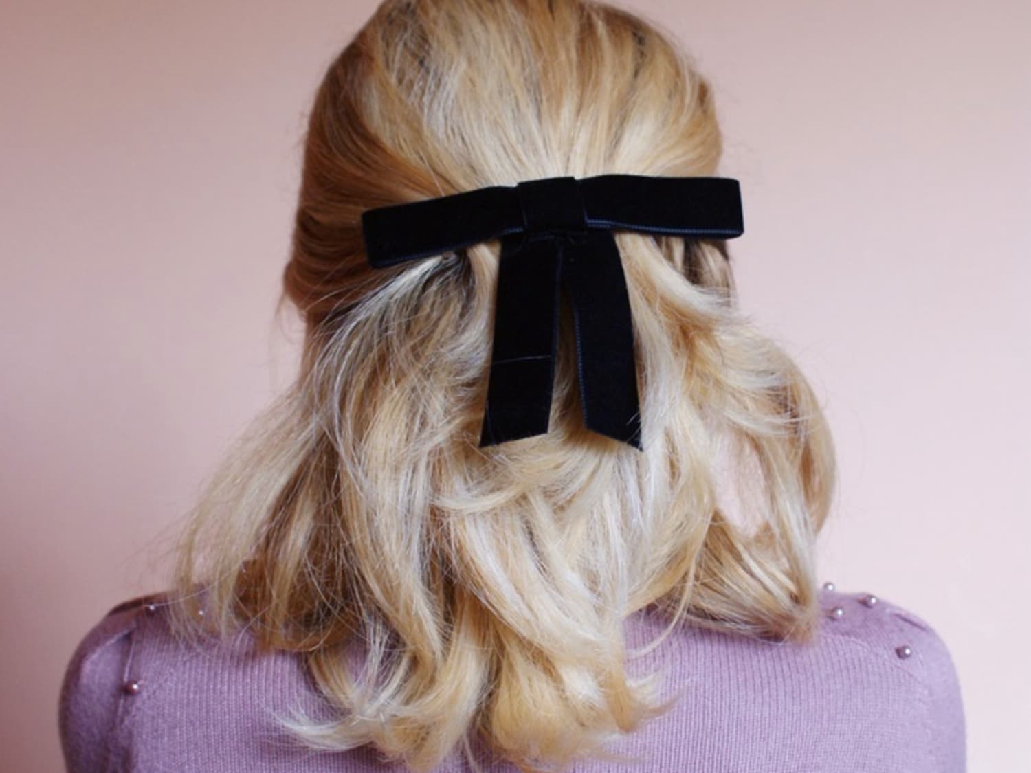 DIY: Velvet ribbon hair bow - Magical Daydream