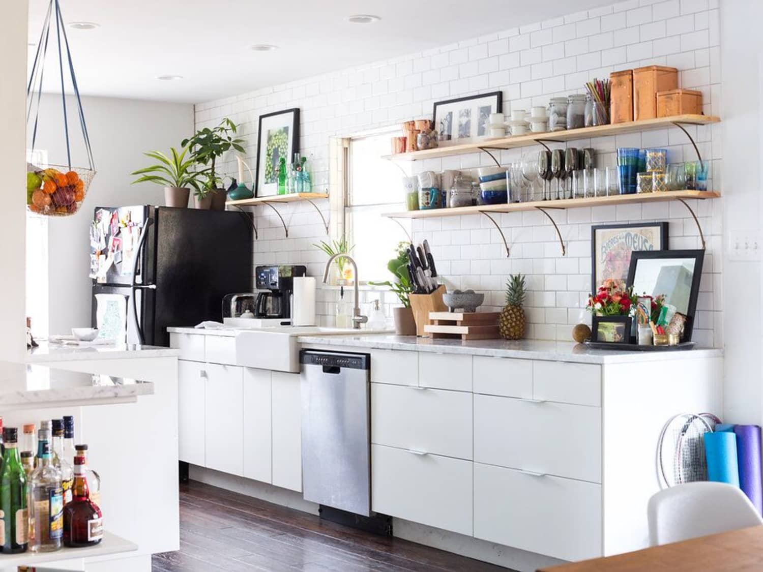 DIY: Hanging Produce Baskets  Hanging baskets kitchen, Small